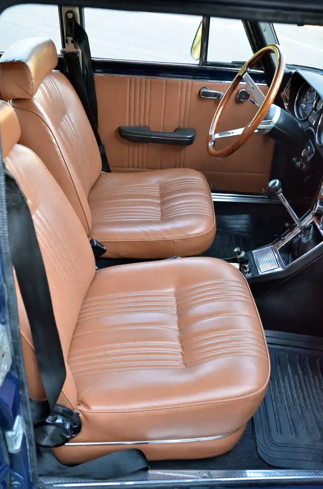 Alfa Romeo Giulia Nuova Super 1300, foto 4