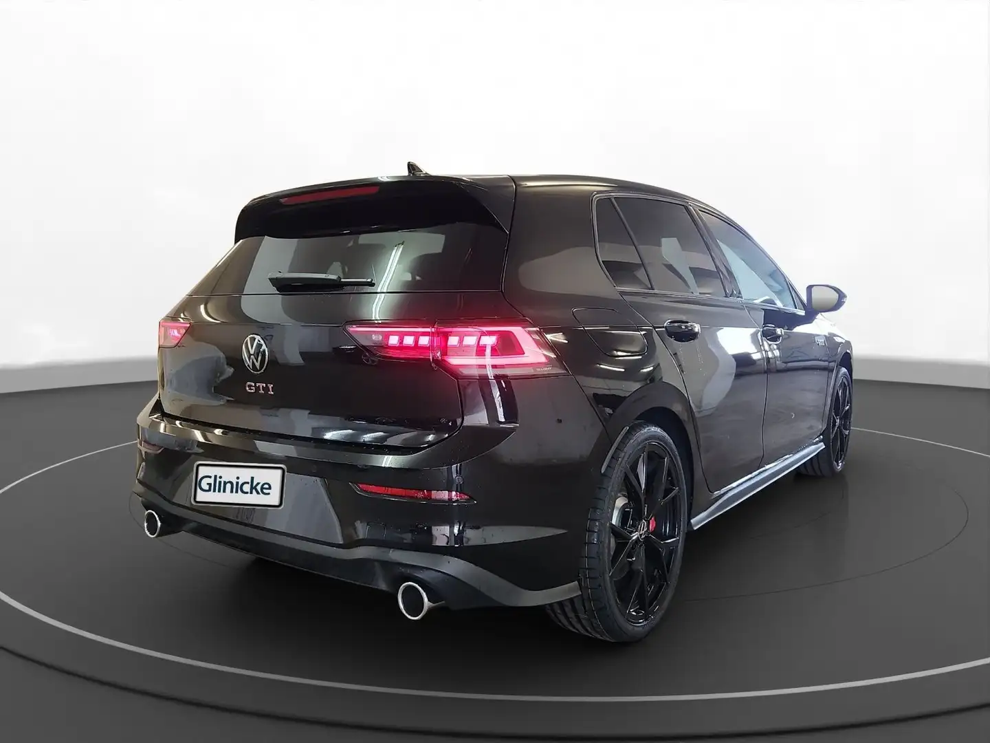 Volkswagen Golf GTI 2,0 l TSI Business Sound LM"19 DSG Schwarz - 2