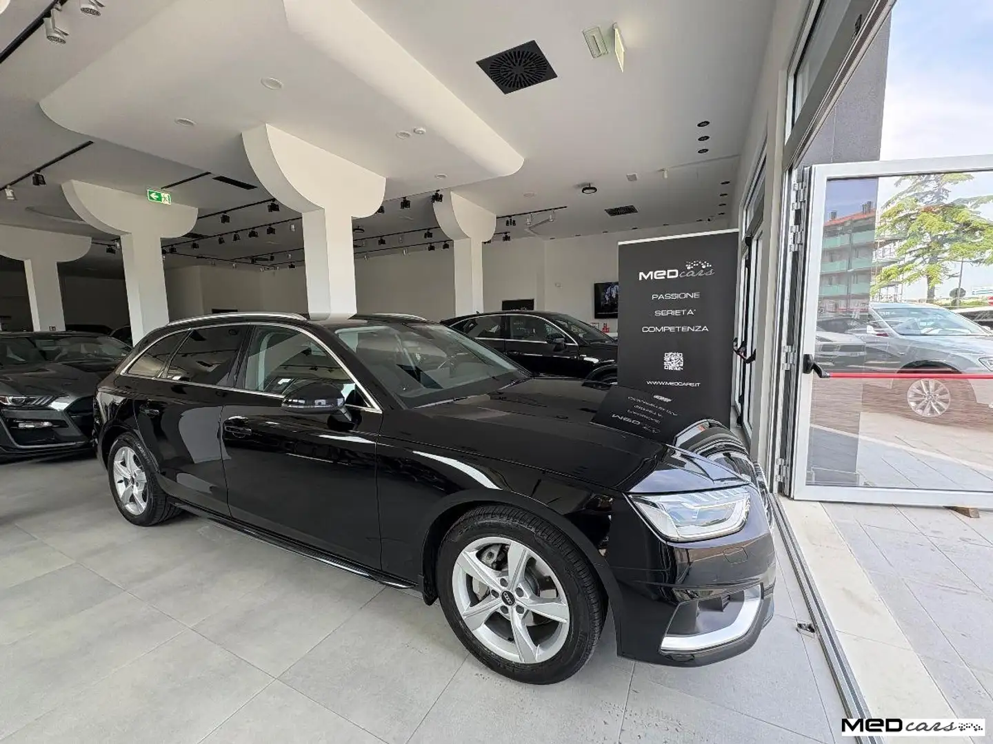 Audi A4 40TDI QU. S-TRONIC / GANCIO TRAINO / BELLISSIMA !! Negro - 2