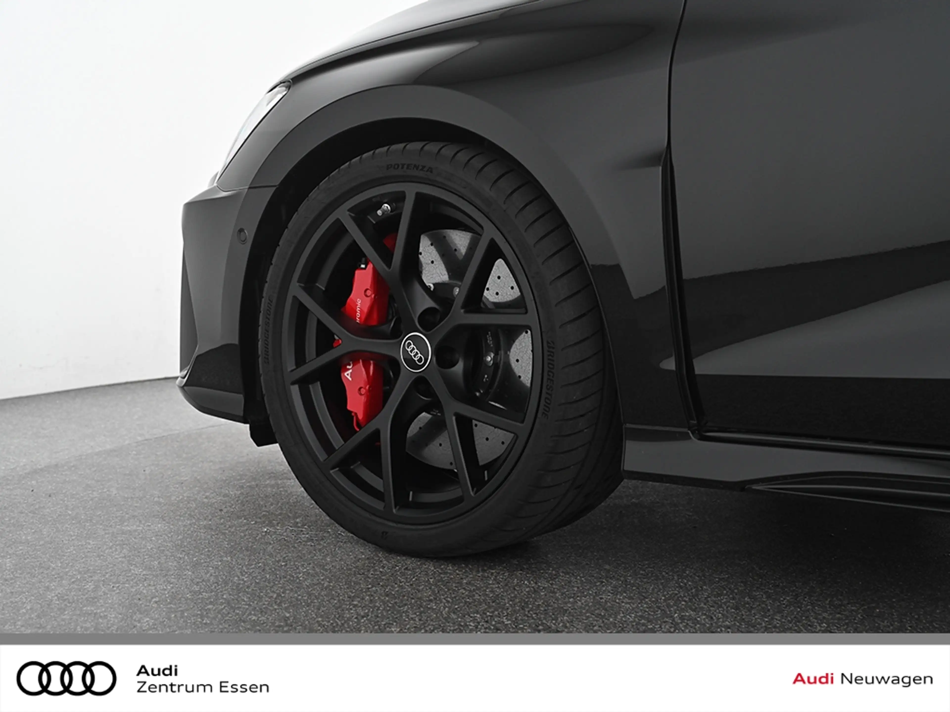 Audi RS3 SPORTBACK MATRIX LED NAVI LEDER KERAMIK — photo 6