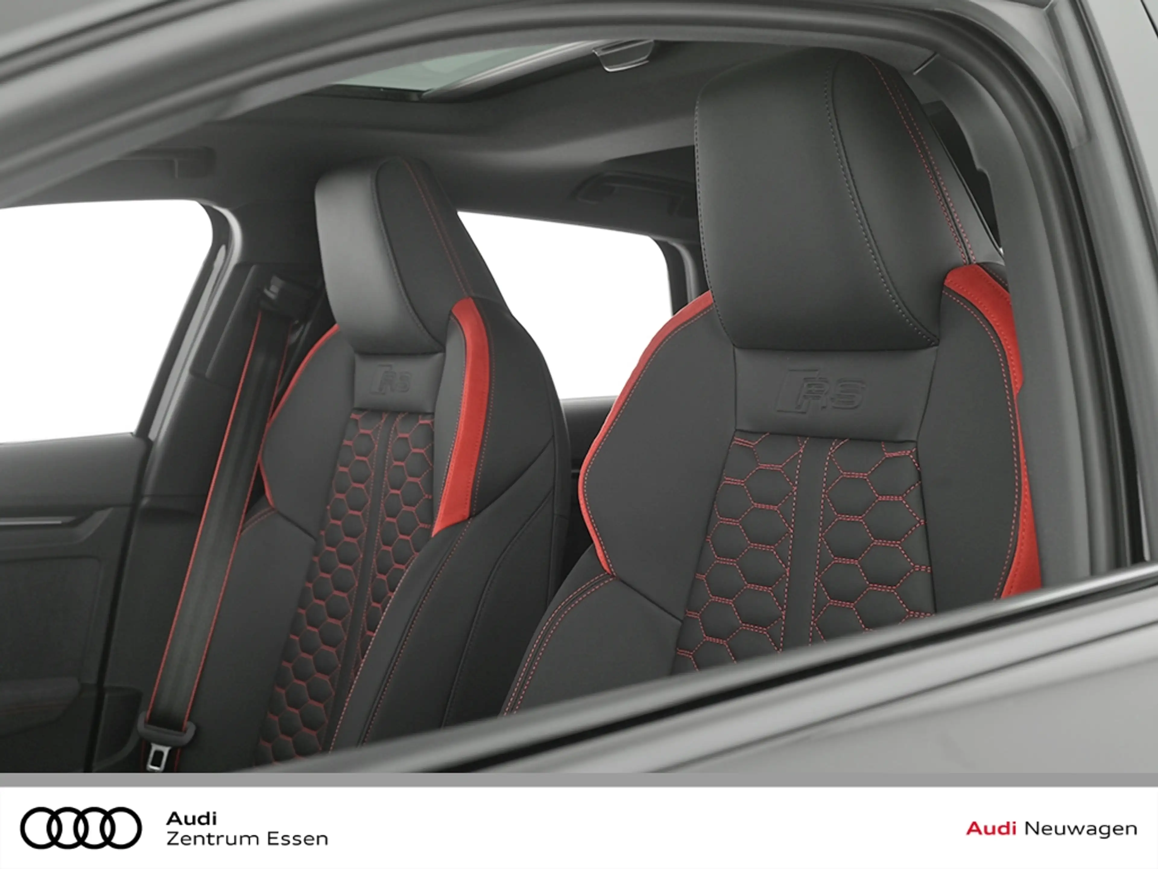Audi RS3 SPORTBACK MATRIX LED NAVI LEDER KERAMIK — photo 10