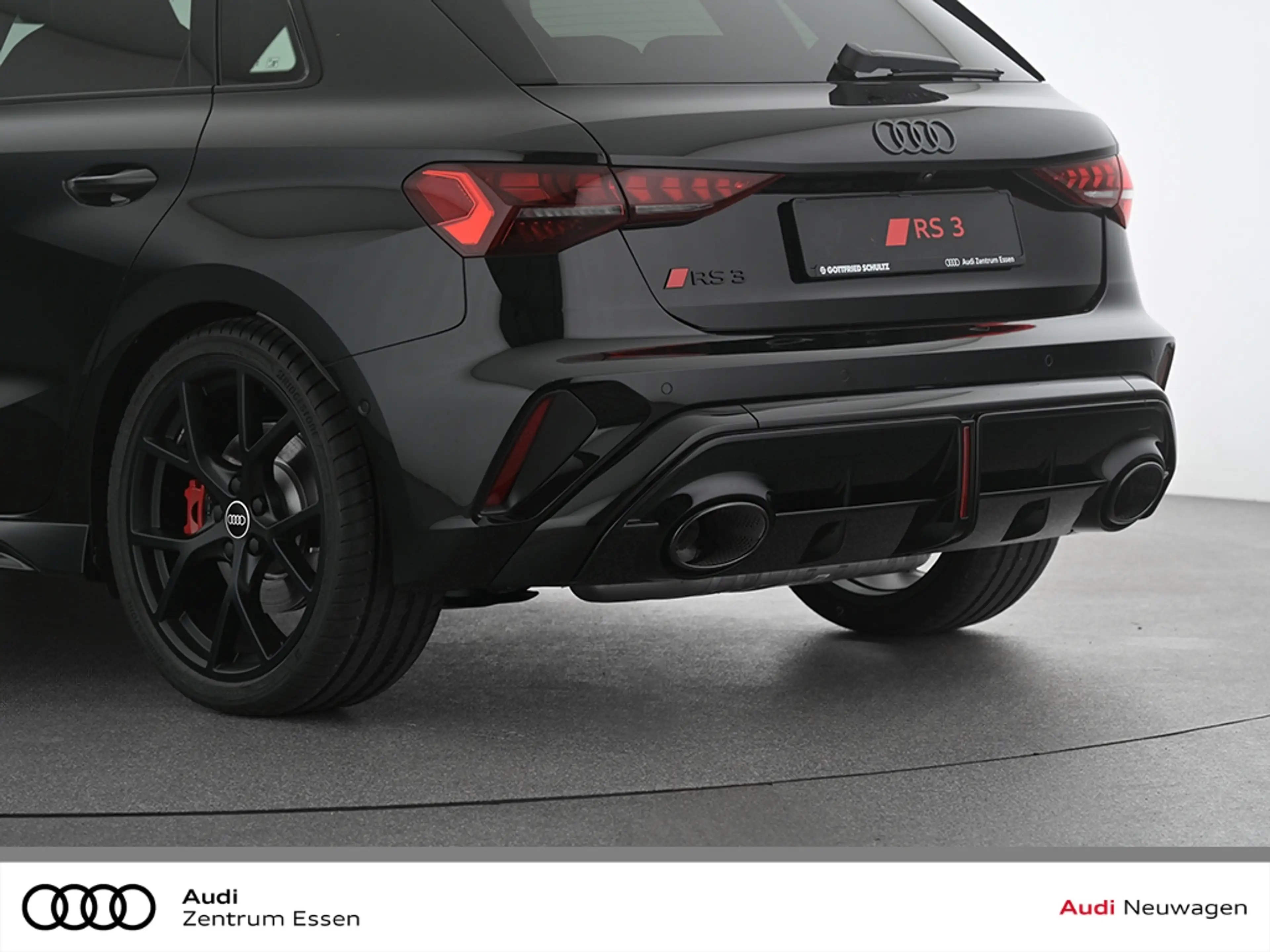 Audi RS3 SPORTBACK MATRIX LED NAVI LEDER KERAMIK — photo 7