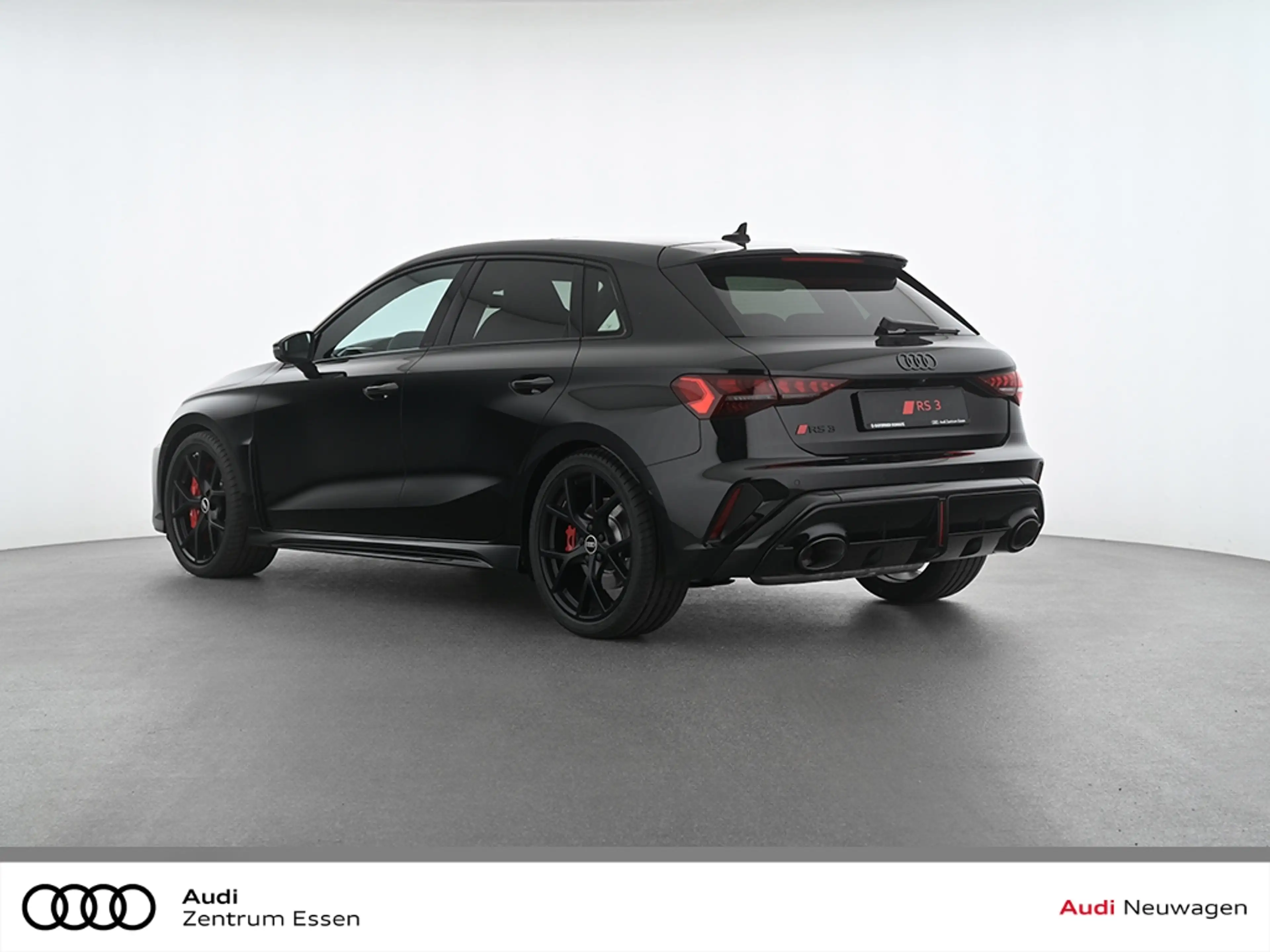 Audi RS3 SPORTBACK MATRIX LED NAVI LEDER KERAMIK — photo 3