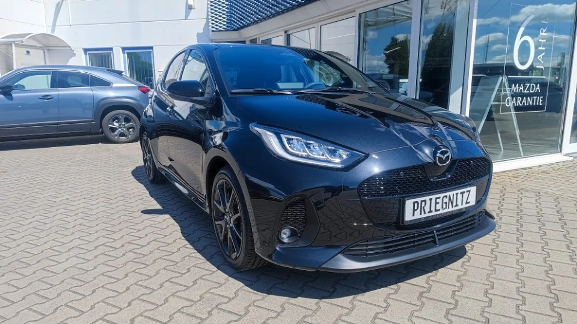 Mazda 2 Hybrid 1.5L Hybrid VVT-i Homura, LED-Scheinwerfer Noir - 2
