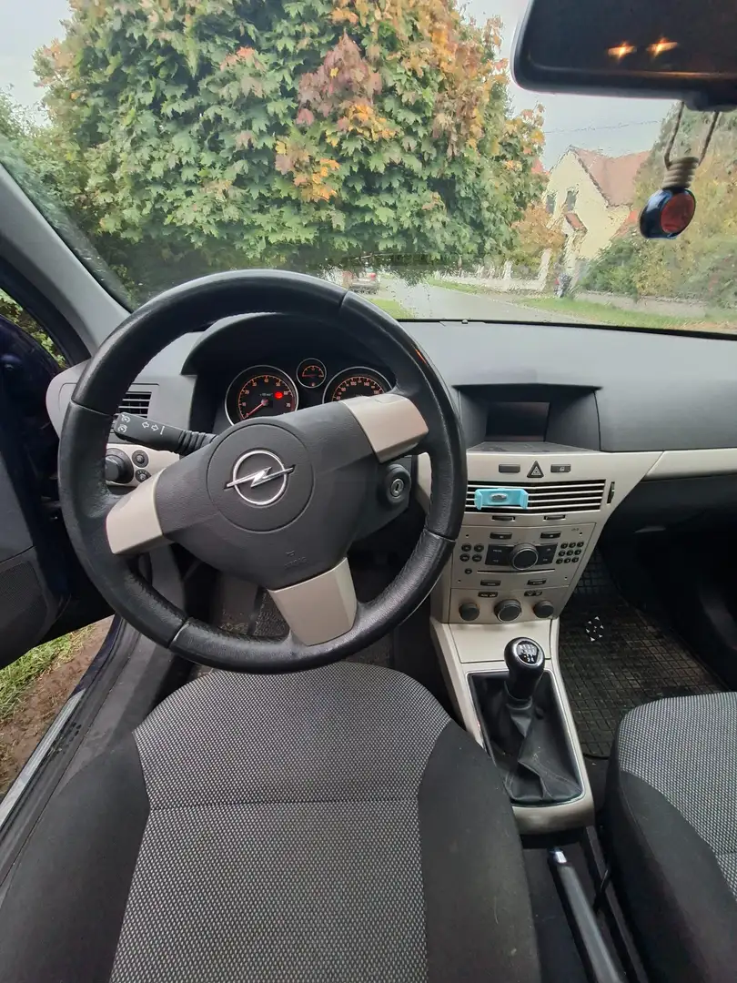 Opel Astra Astra 1,6 Caravan Edition Edition Blau - 2