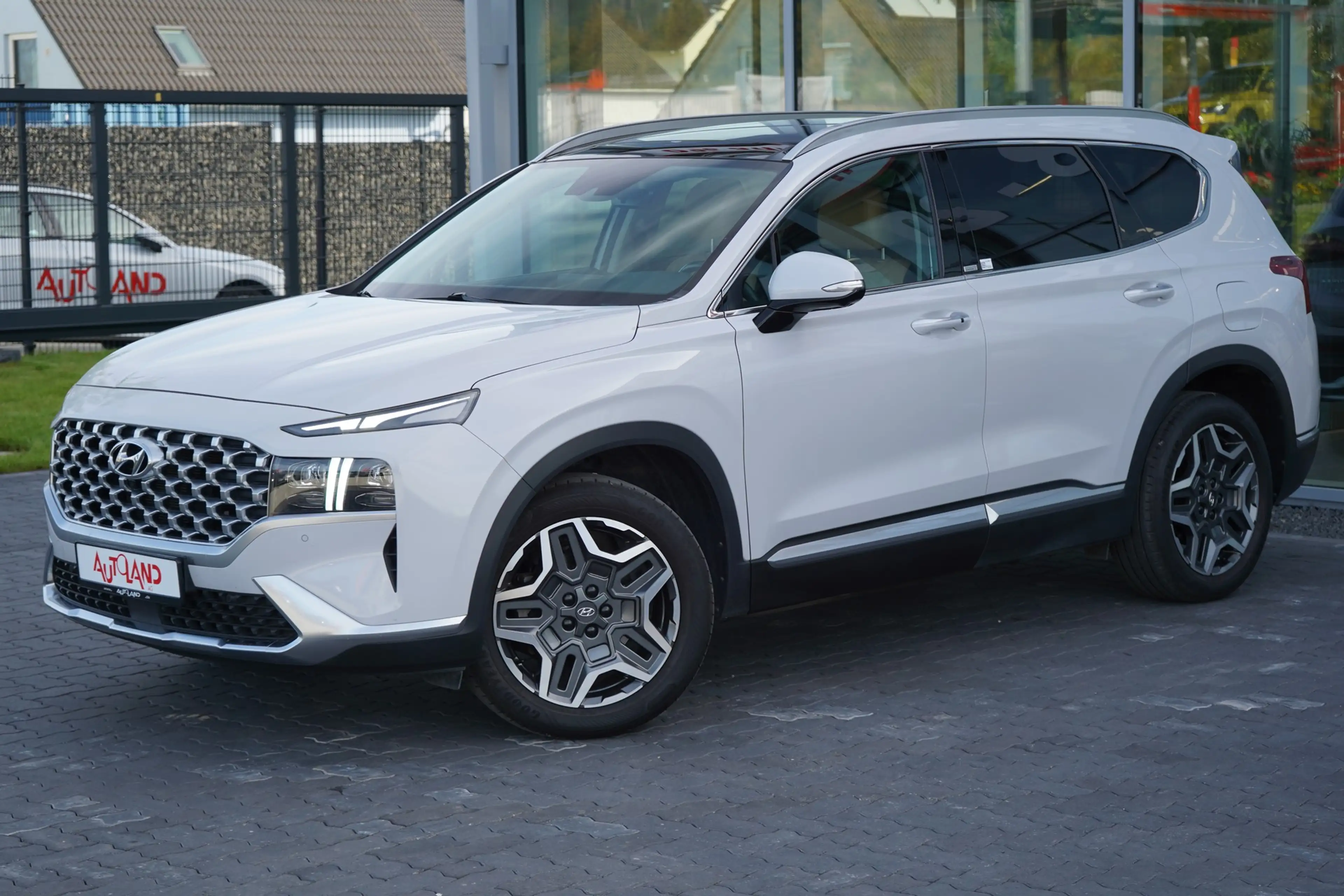 Hyundai SANTA FE 1.6 HEV 4WD LED Navi ACC Totwinkel 360°