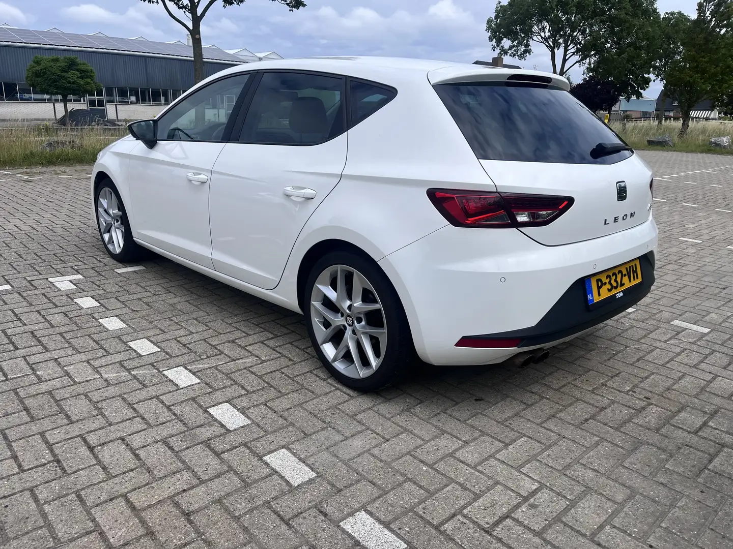 SEAT Leon 1.4 TSI FR Bns. Wit - 2