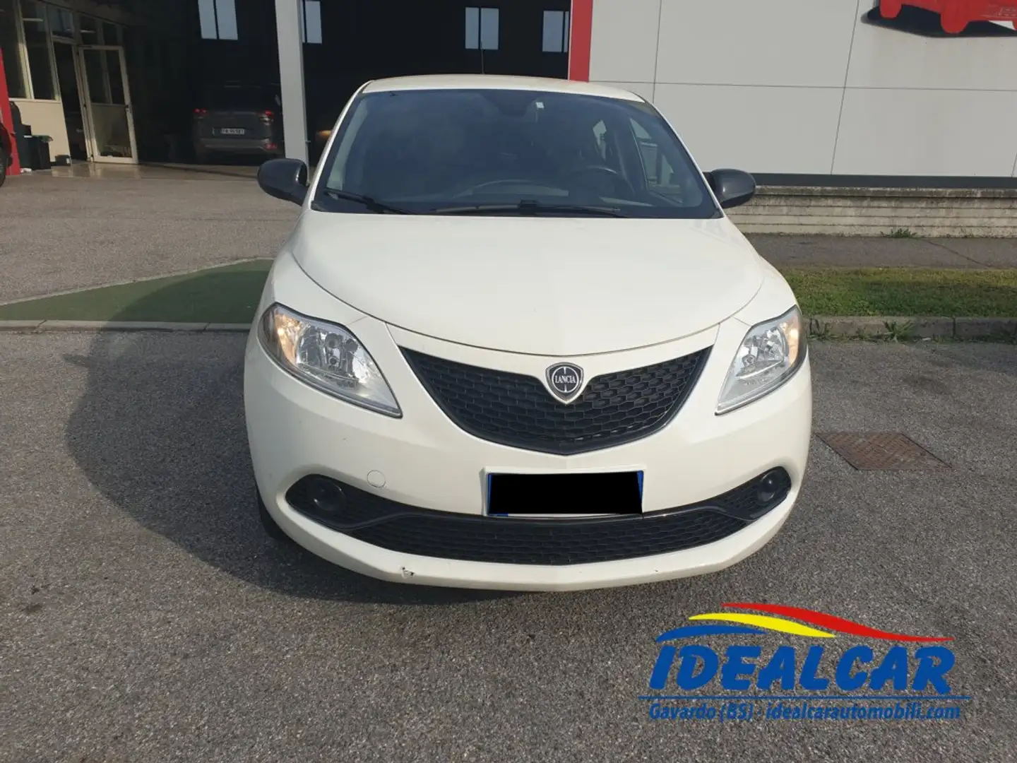 Lancia Ypsilon Ypsilon 1.2 Gold 69cv Bianco - 2