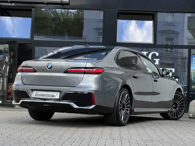 BMW M view 3