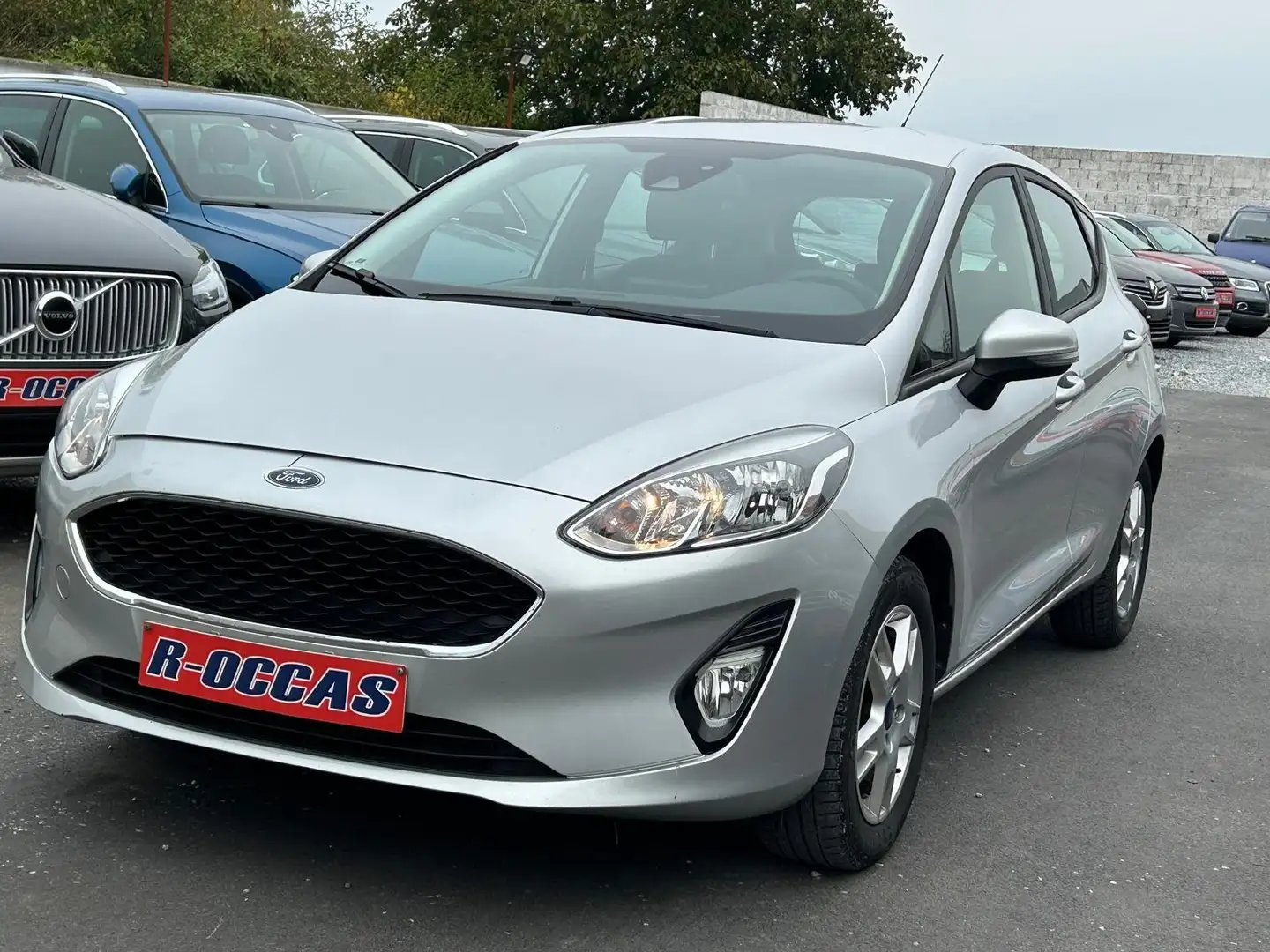 Ford Fiesta Fiesta 1.5 TDCi NAVIGATION/CLIMATISATION AUTO Grijs - 1