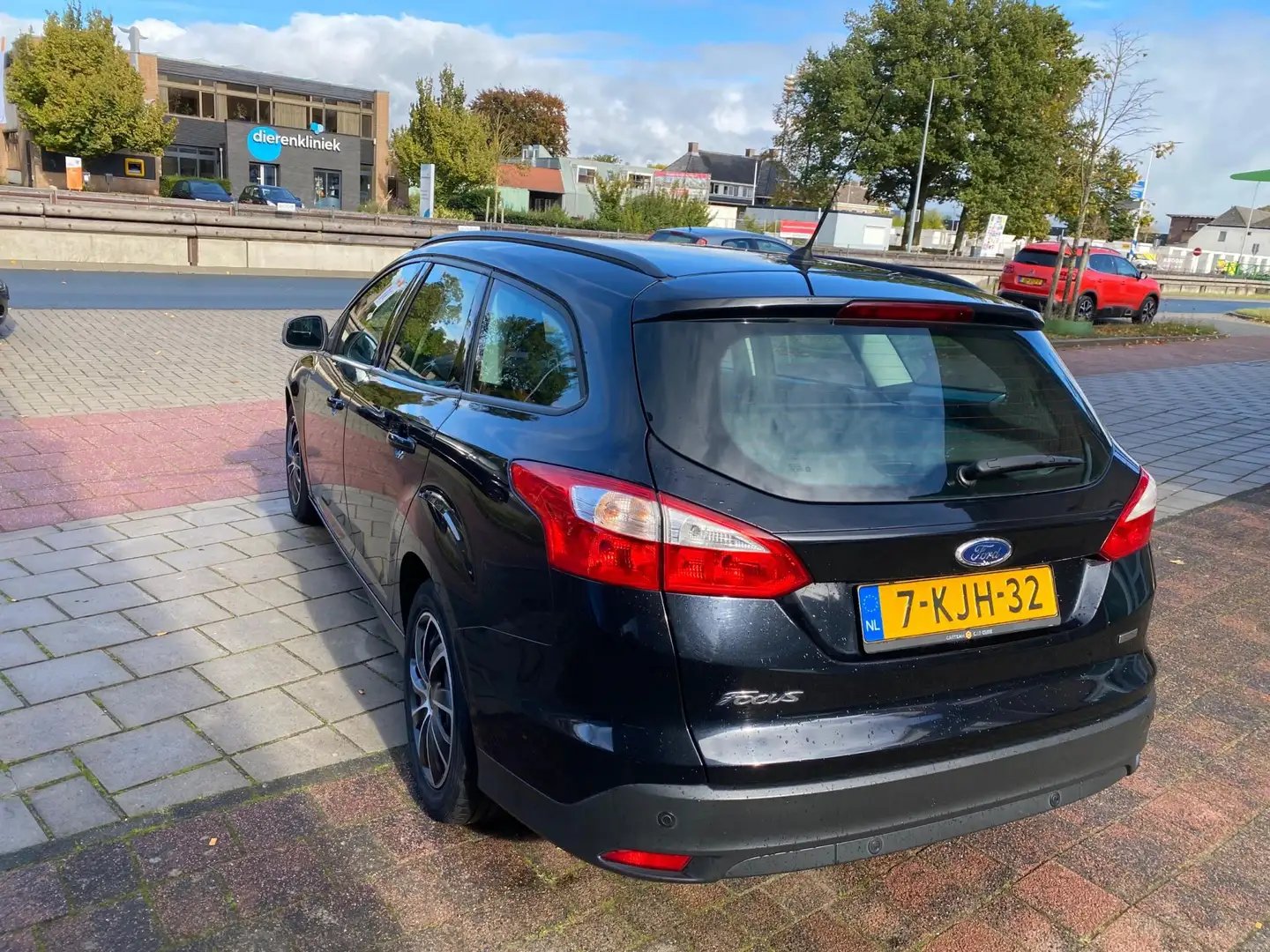 Ford Focus Wagon 1.0 EcoBoost airco el ramen cruisecontrol na Schwarz - 2