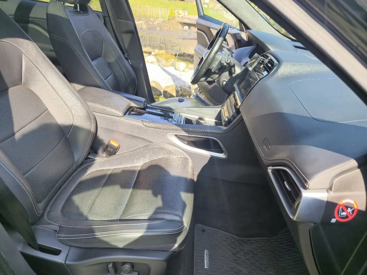 Jaguar F-Pace 30d AWD S - 1