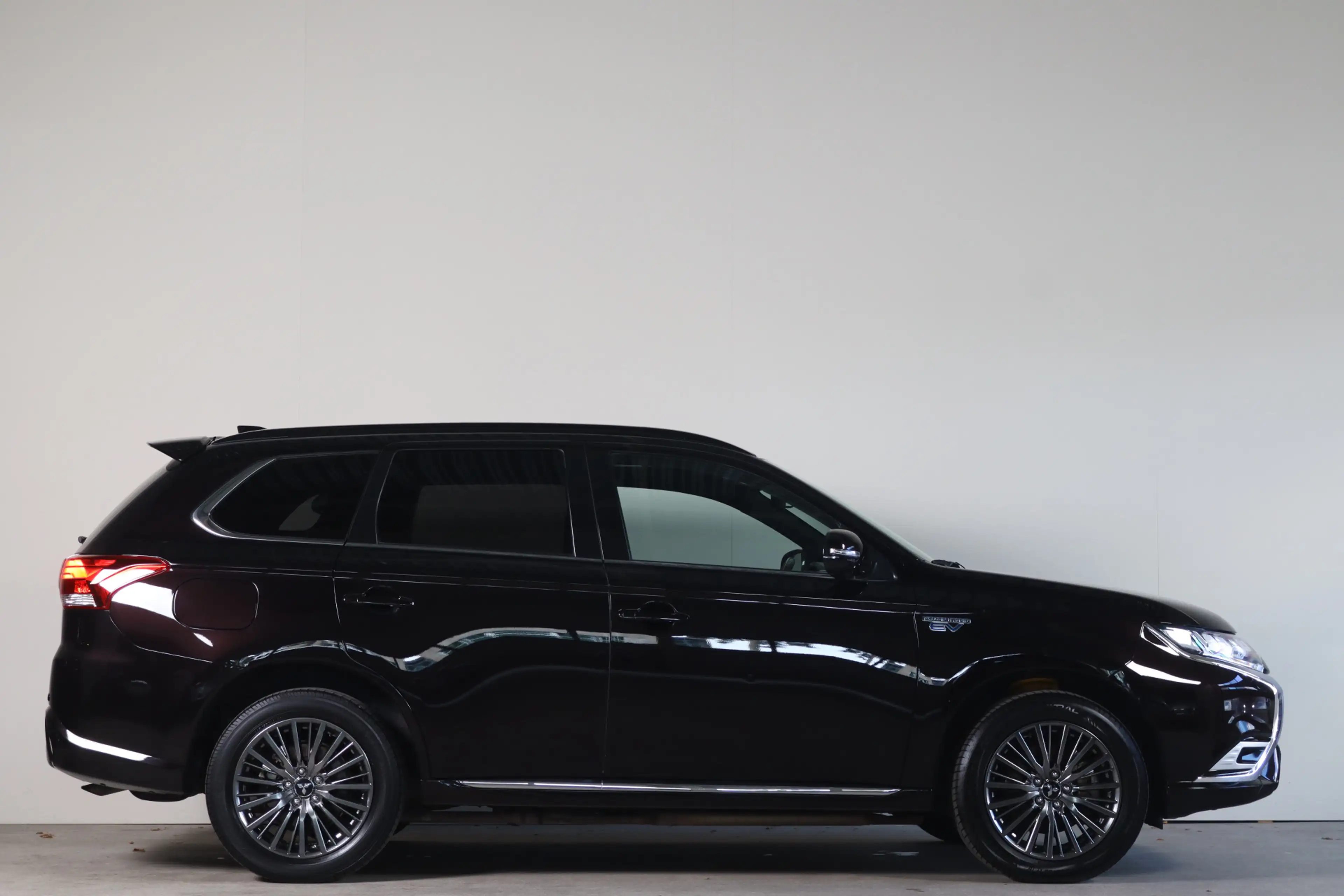 Mitsubishi Outlander 2.4 PHEV S-Edition - NL Auto!! Stoel+stuurverw I 3 — photo 11