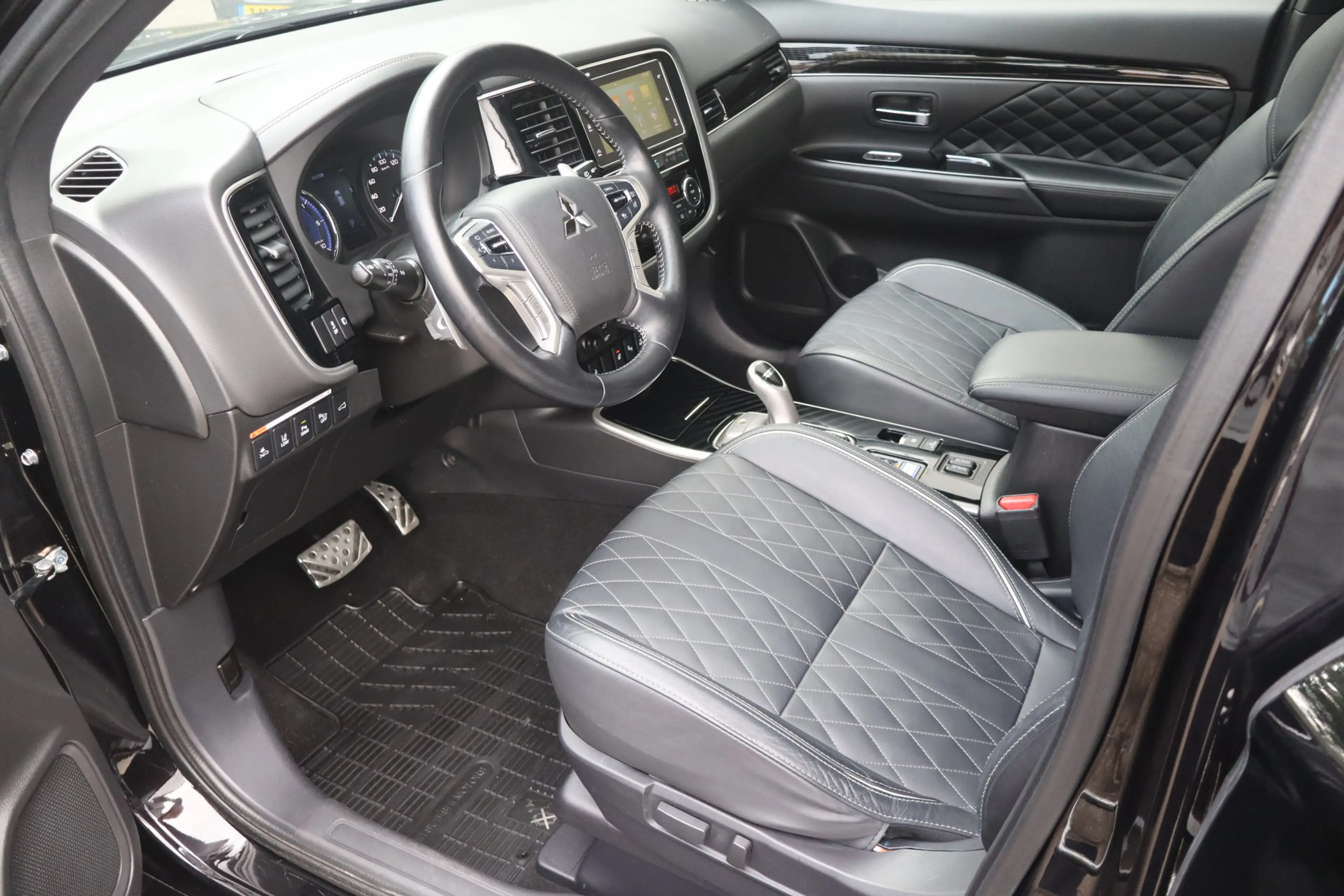 Mitsubishi Outlander 2.4 PHEV S-Edition - NL Auto!! Stoel+stuurverw I 3 — photo 5