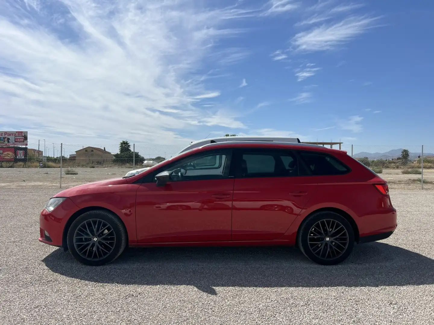 SEAT Leon ST 2.0TDI CR S&S Style 150 Rouge - 1