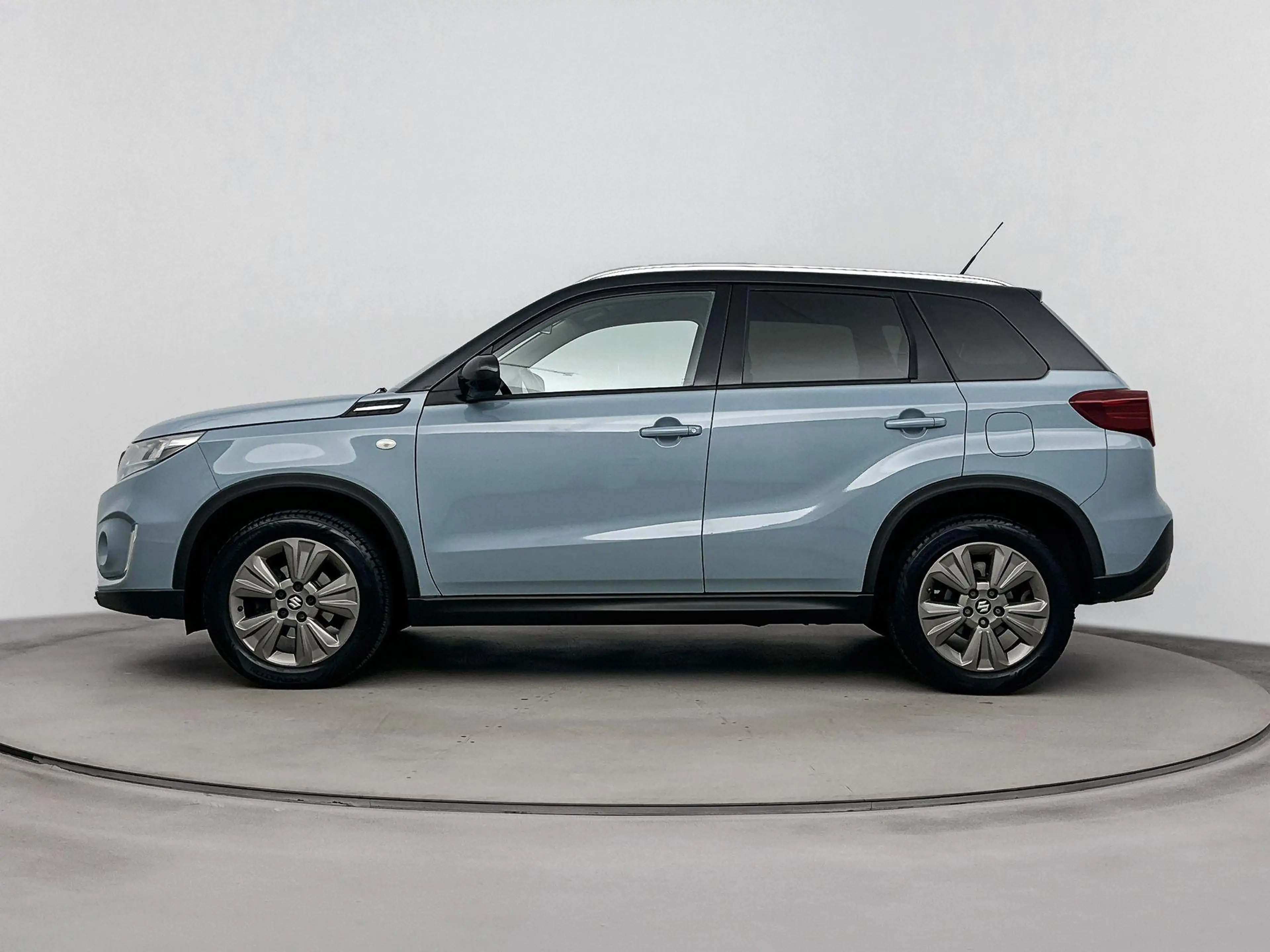 Suzuki Vitara 1.4 BOOSTERJET SELECTR SMART HYBRID | SUMMERDEAL! — photo 3