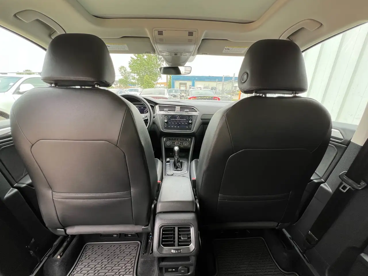 Volkswagen Tiguan снимка Volkswagen Tiguan