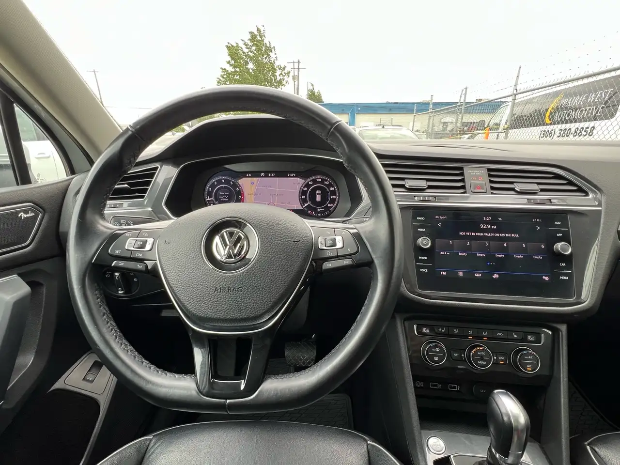 Volkswagen Tiguan снимка Volkswagen Tiguan