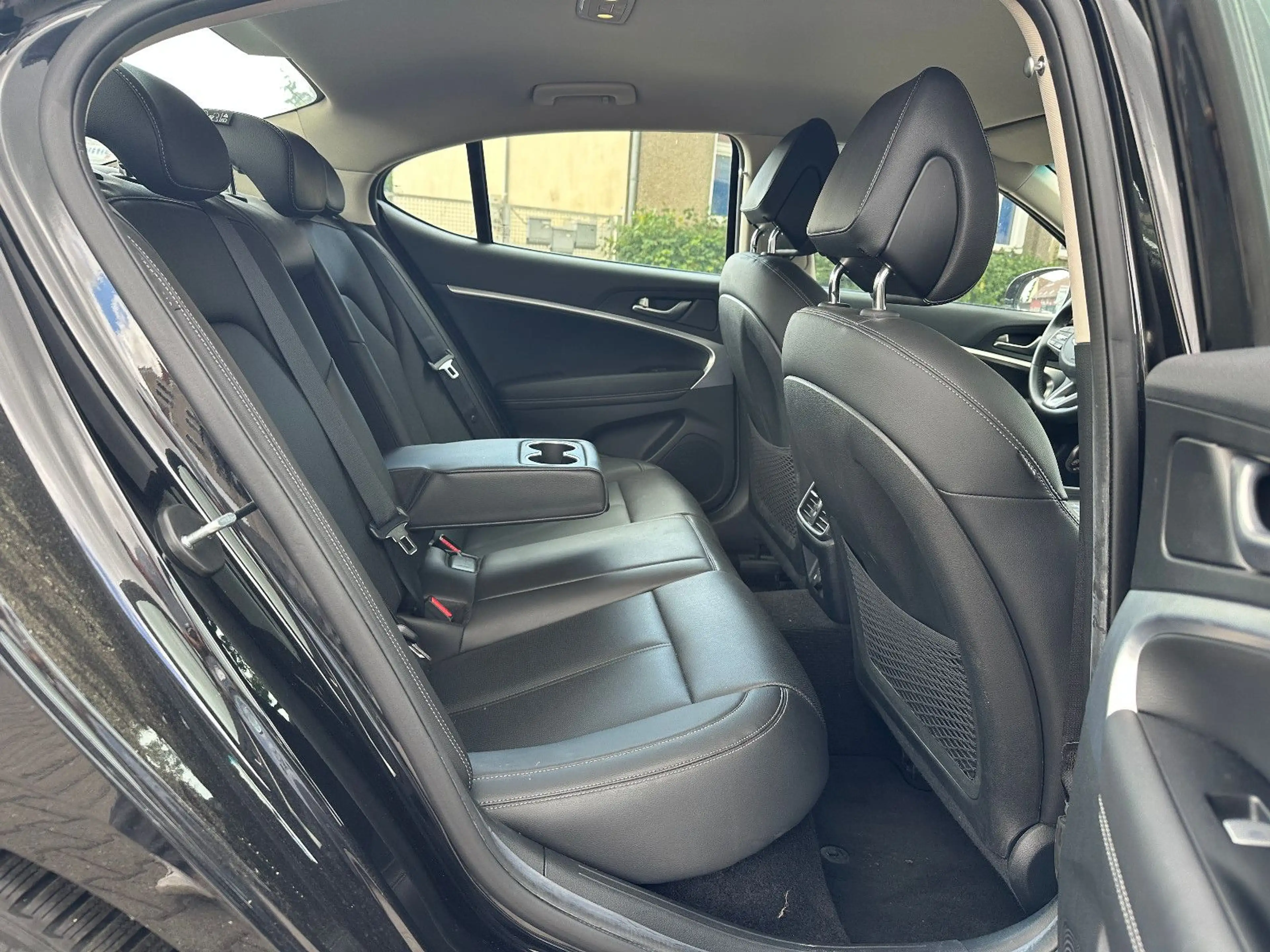Genesis G70 Premium AUTOMATIK+ LEDER+ LED+ BEH.LENKRAD — photo 15