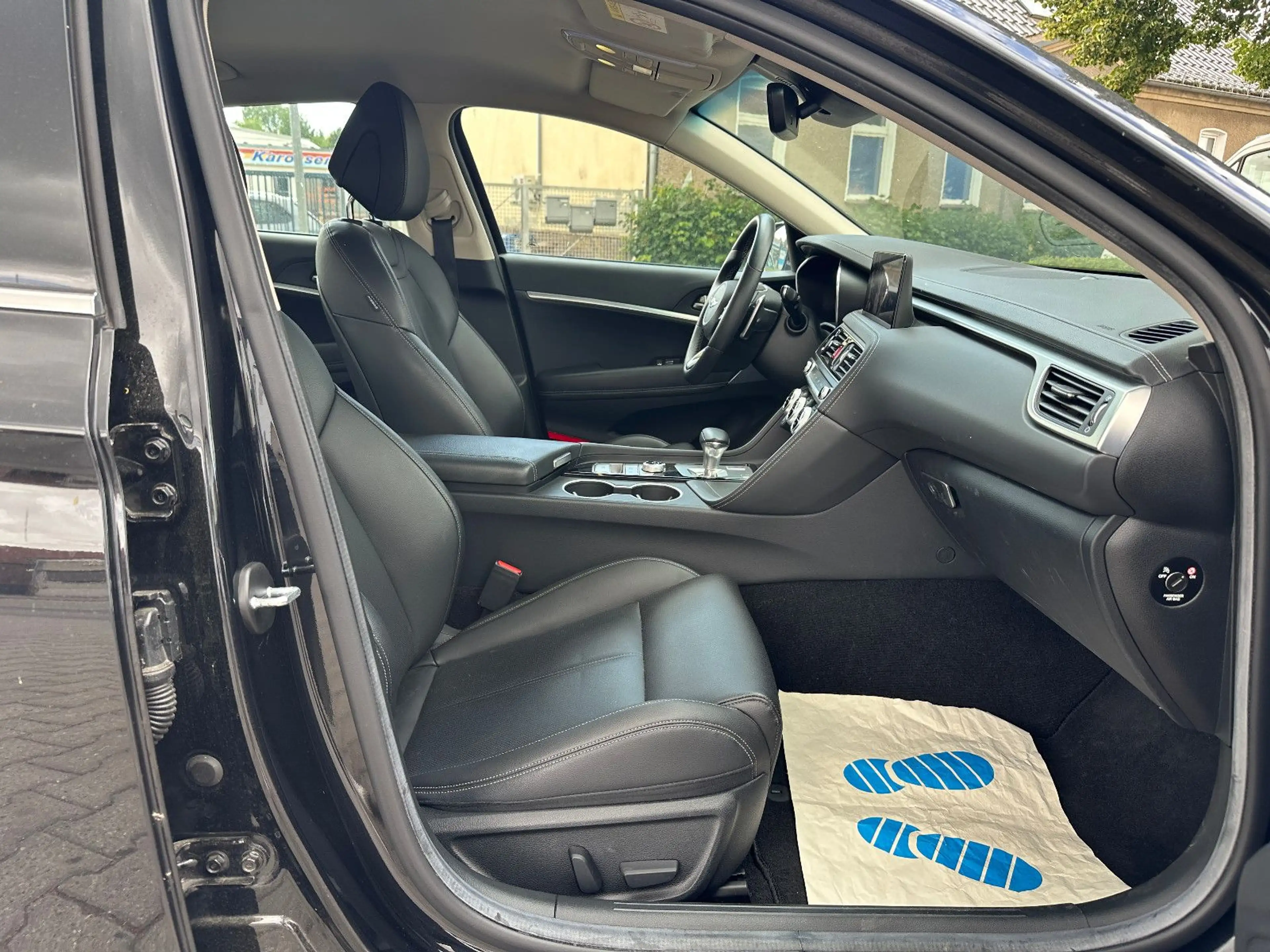 Genesis G70 Premium AUTOMATIK+ LEDER+ LED+ BEH.LENKRAD — photo 9