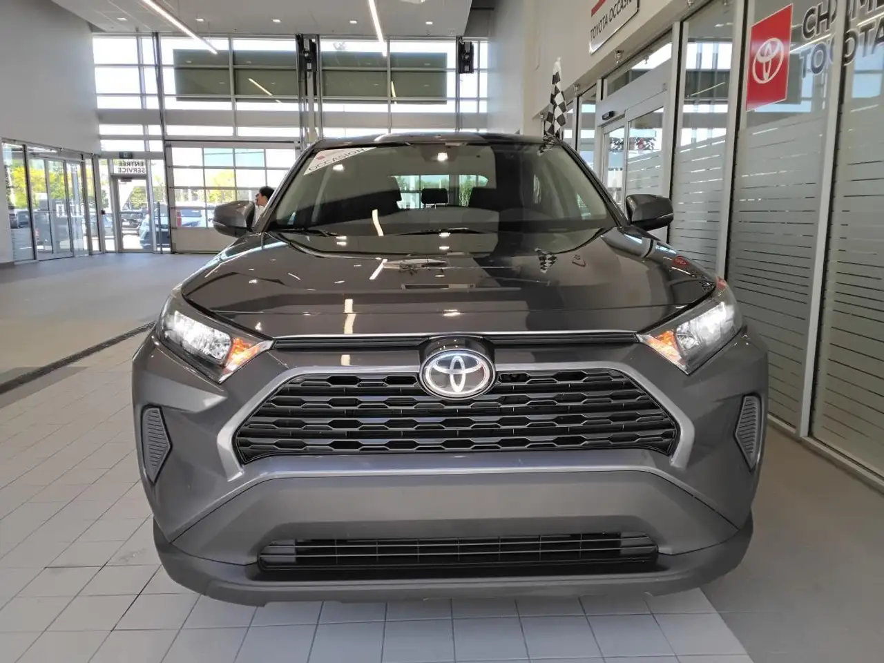 Toyota RAV 4 снимка Toyota RAV 4