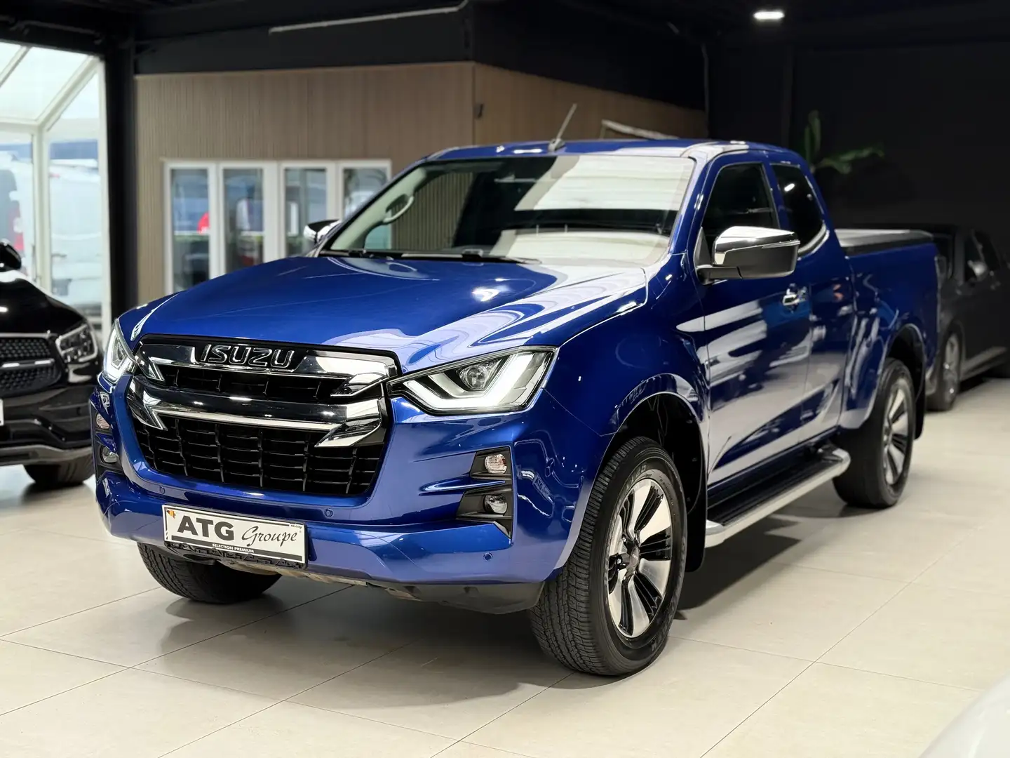Isuzu D-Max 1.9 TURBO D 163CV 4WD TVAC 2023 FULL OPTIONS Bleu - 1