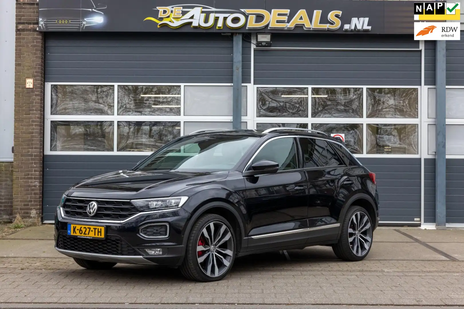 Volkswagen T-Roc 2.0 TSI 4Motion Sport Zwart - 1