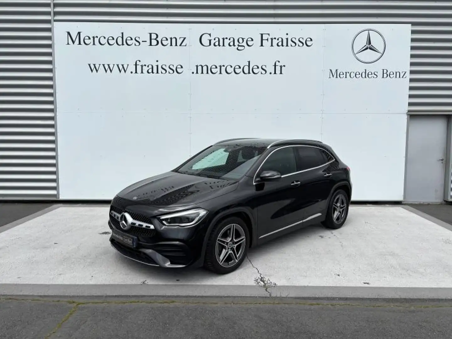 Mercedes-Benz GLA 200 200 d 150ch AMG Line 8G-DCT Zwart - 1