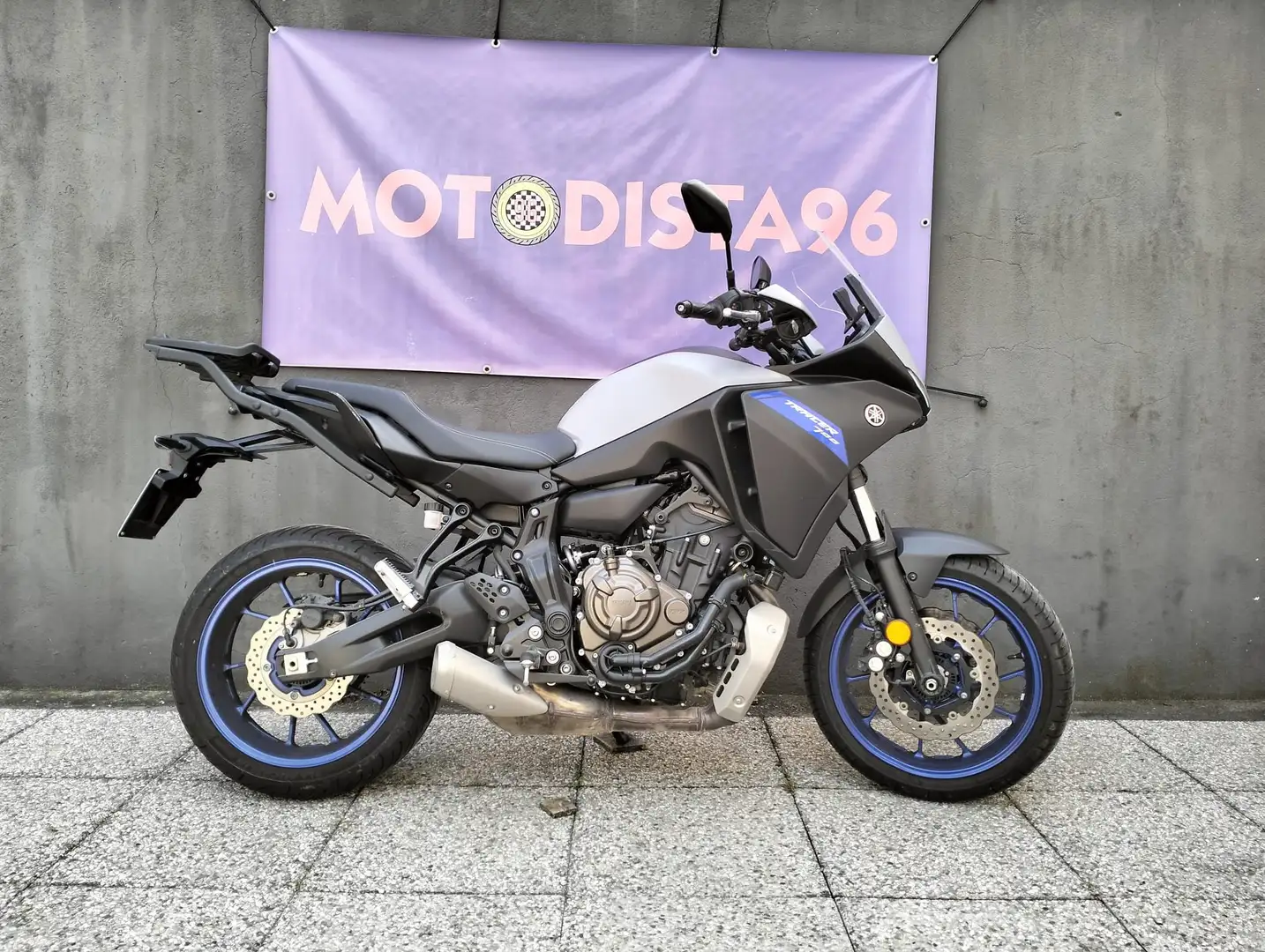 Yamaha Tracer 7 Grau - 1