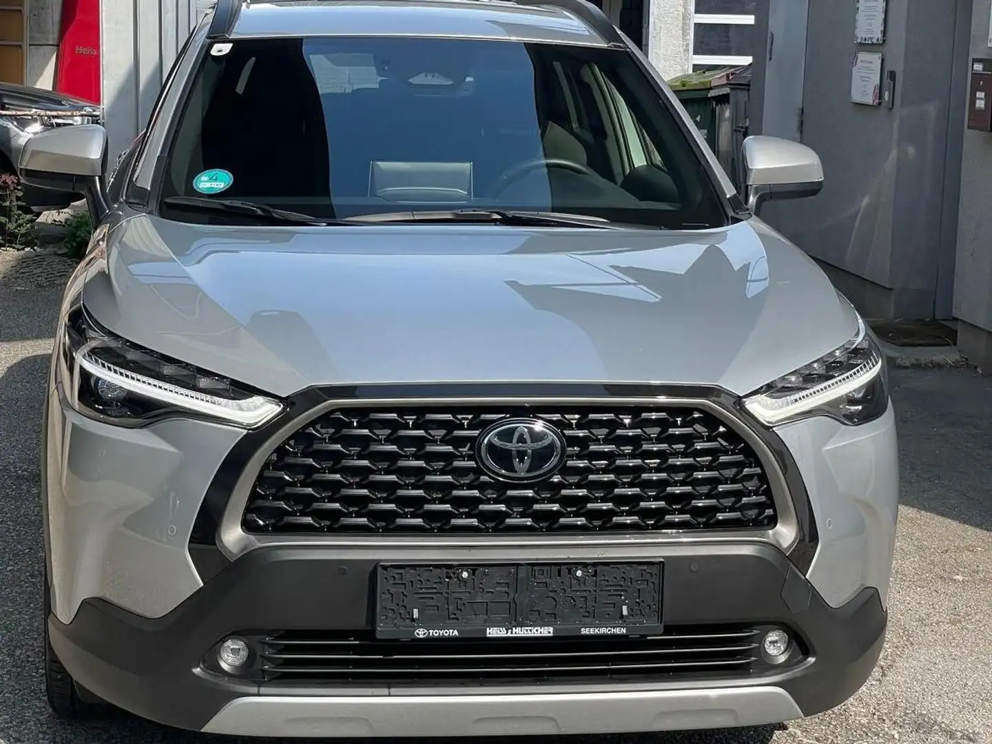 Toyota Corolla Cross Corolla Cross 2,0 Hybrid Active Drive 2WD Silber - 2