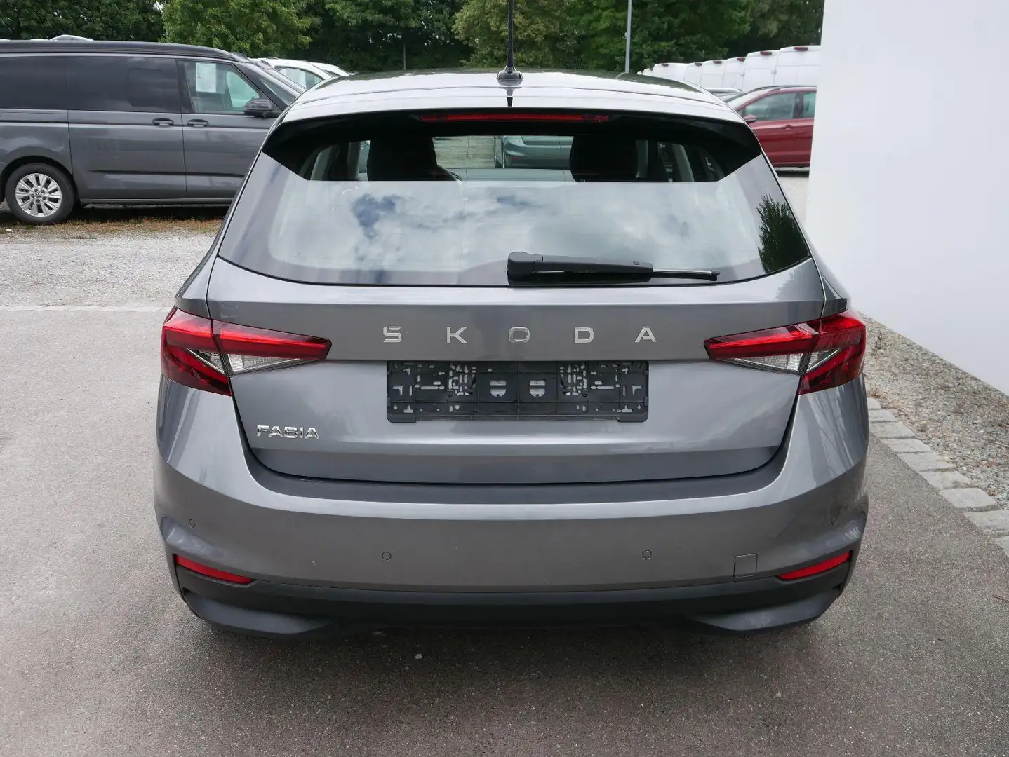 Skoda Fabia Ambition Comfort Plus 1,0 MPI*SHZ*LED*PDC*KLIMA... Grey - 2