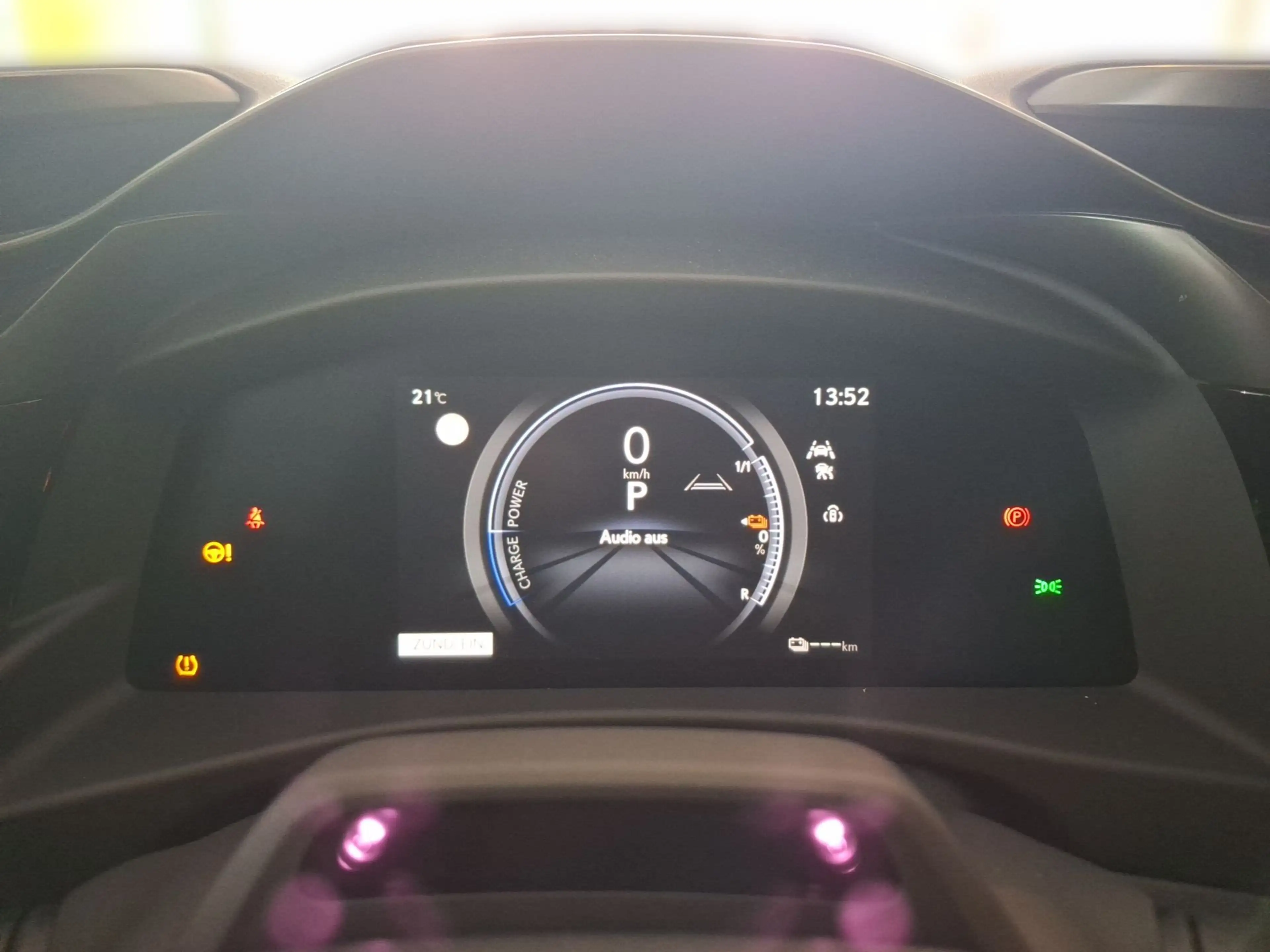 Lexus RZ 450 e 450e DIRECT4 ACC+LED+Navi+SHZ+360+Kam. — photo 13