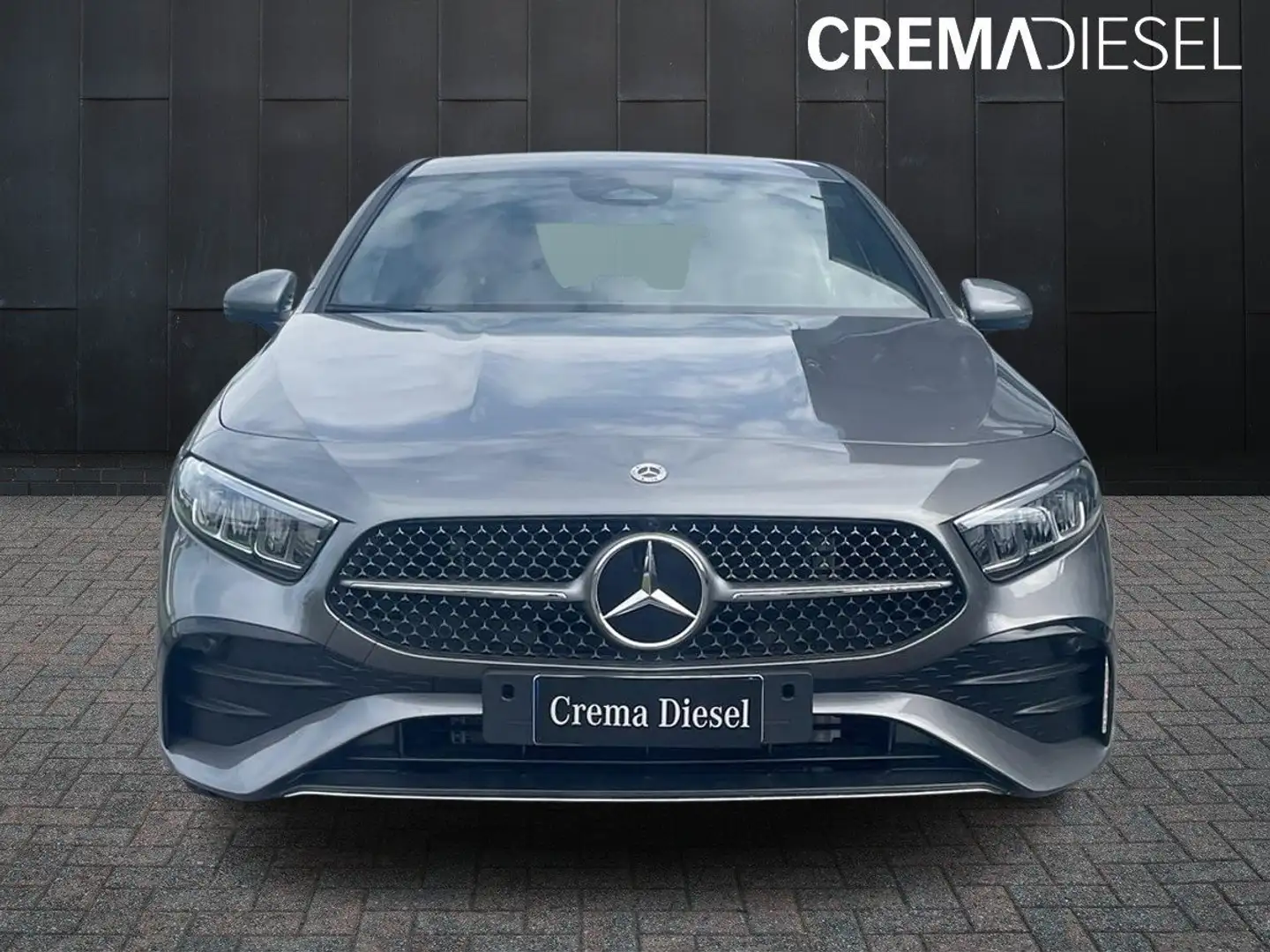 Mercedes-Benz A 180 A 180 d AMG Line Advanced Plus Auto Gris - 2