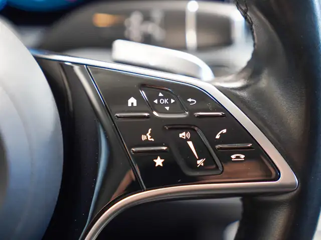 Mercedes-Benz E-Class view 17