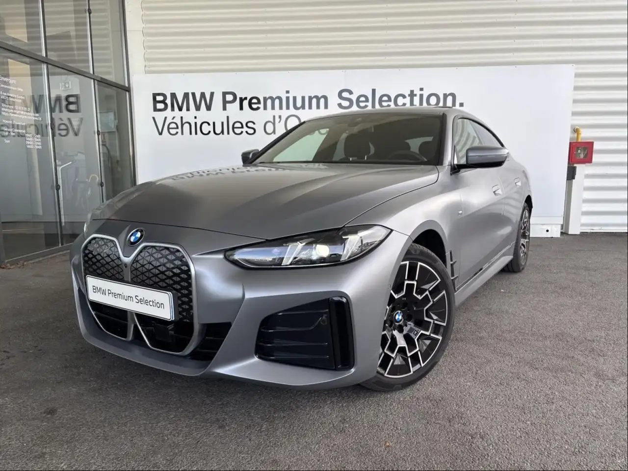 BMW i4