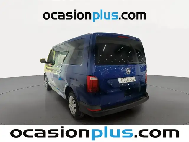 Volkswagen Caravelle view 3
