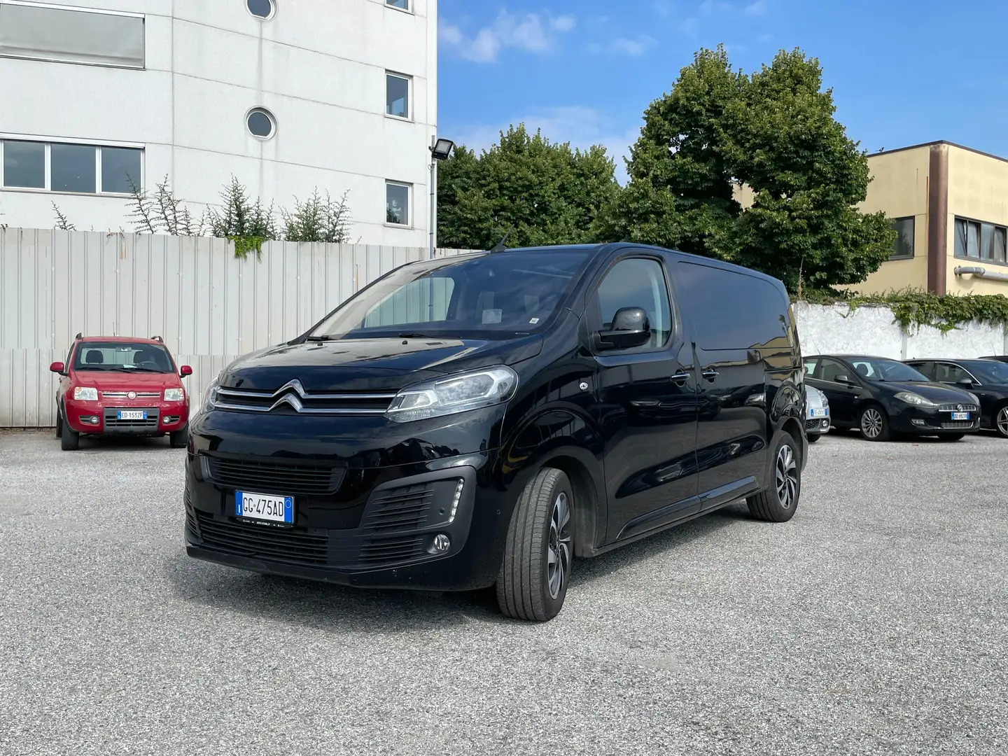 Citroen Jumpy SpaceTourer 2.0 Aut. 180CV Business 8 POSTI Nero - 2