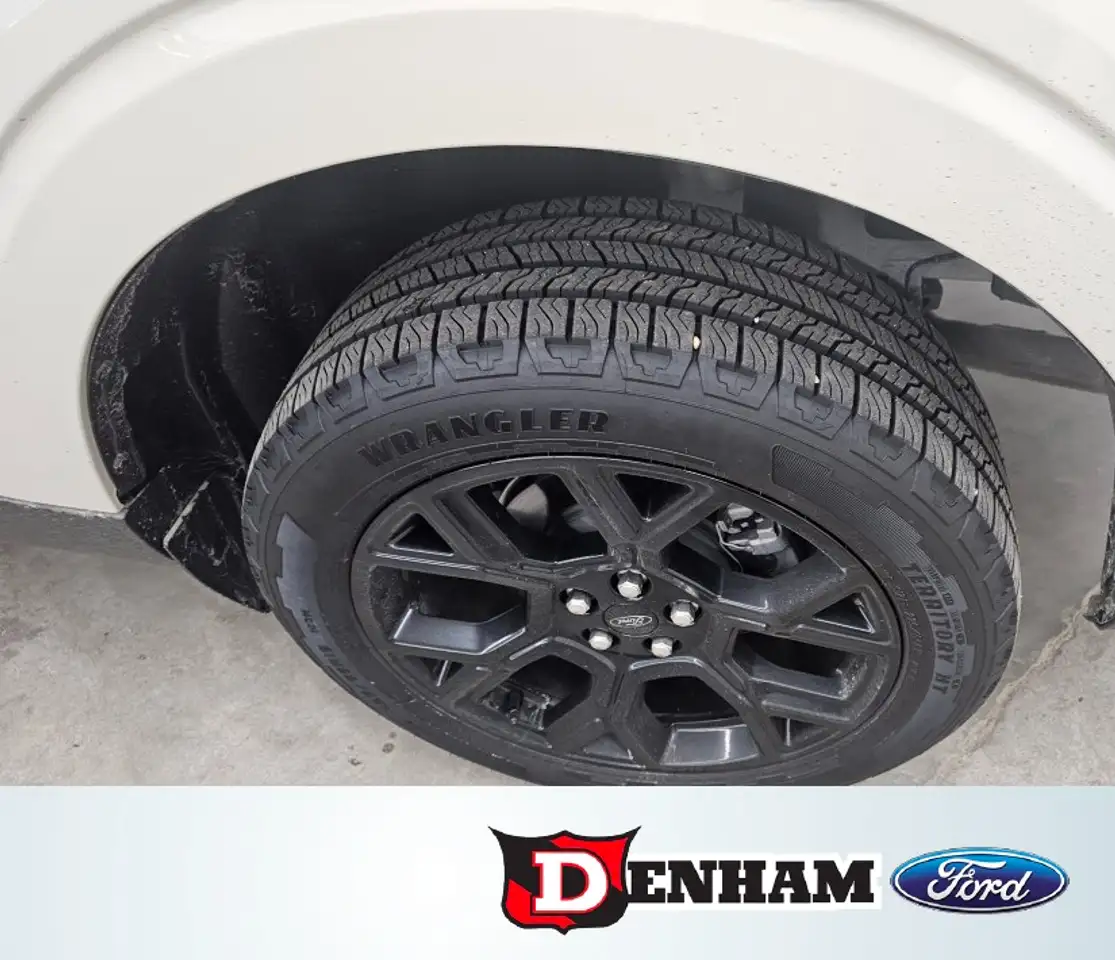 Ford Maverick снимка Ford Maverick