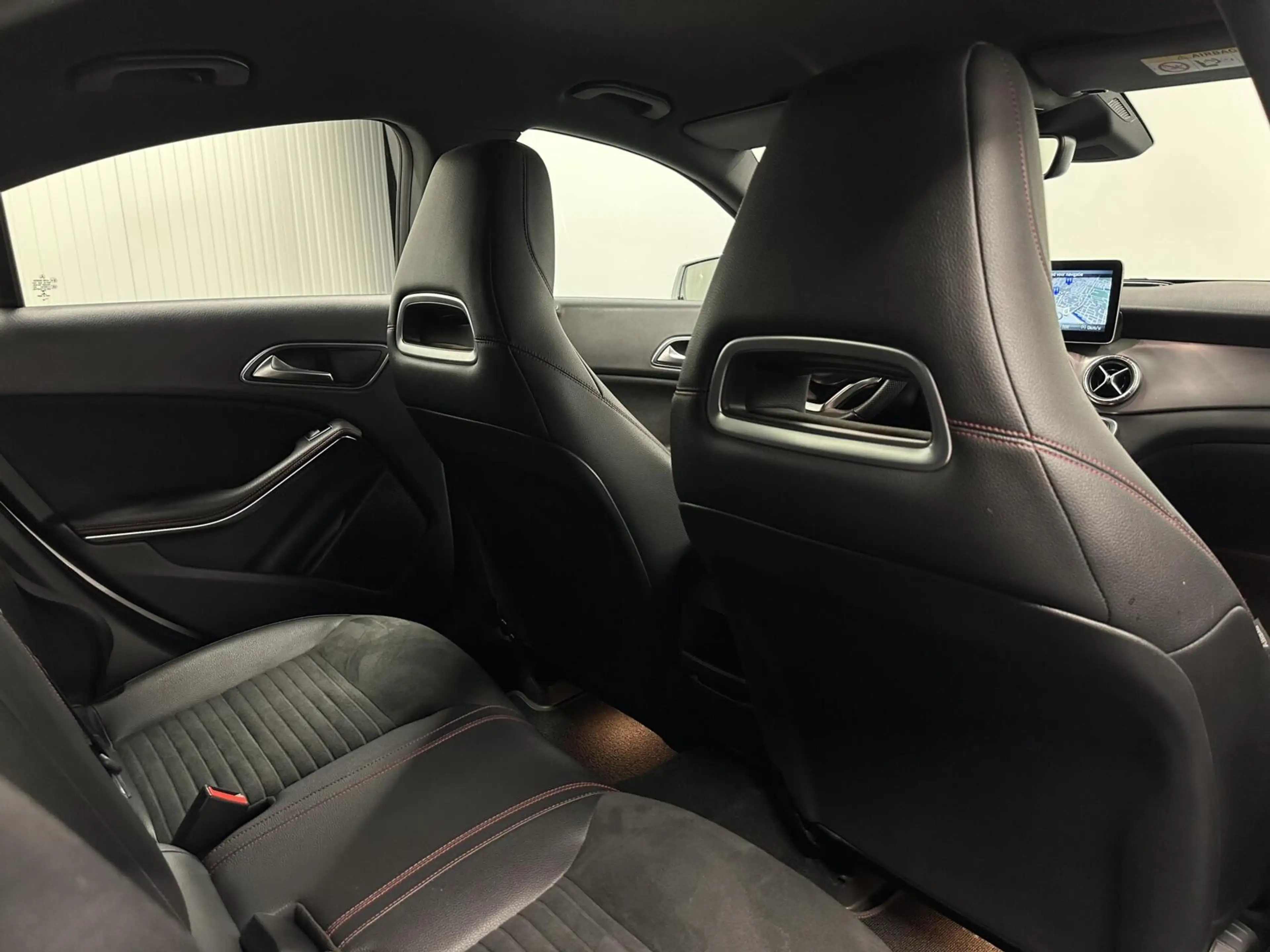 Mercedes-Benz CLA 180 Business Solution AMG NAVI CRUISE LM. — photo 14