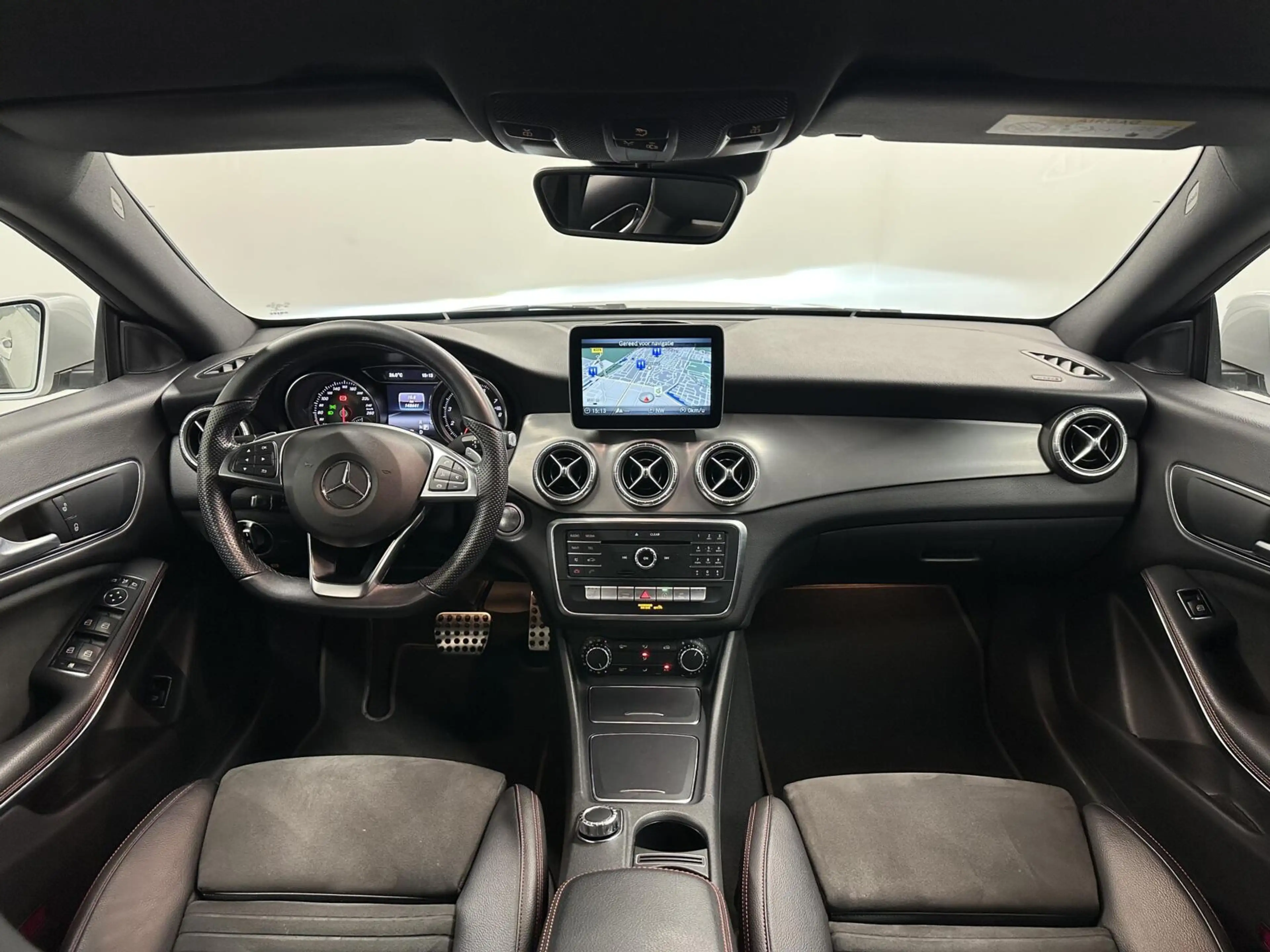 Mercedes-Benz CLA 180 Business Solution AMG NAVI CRUISE LM. — photo 2