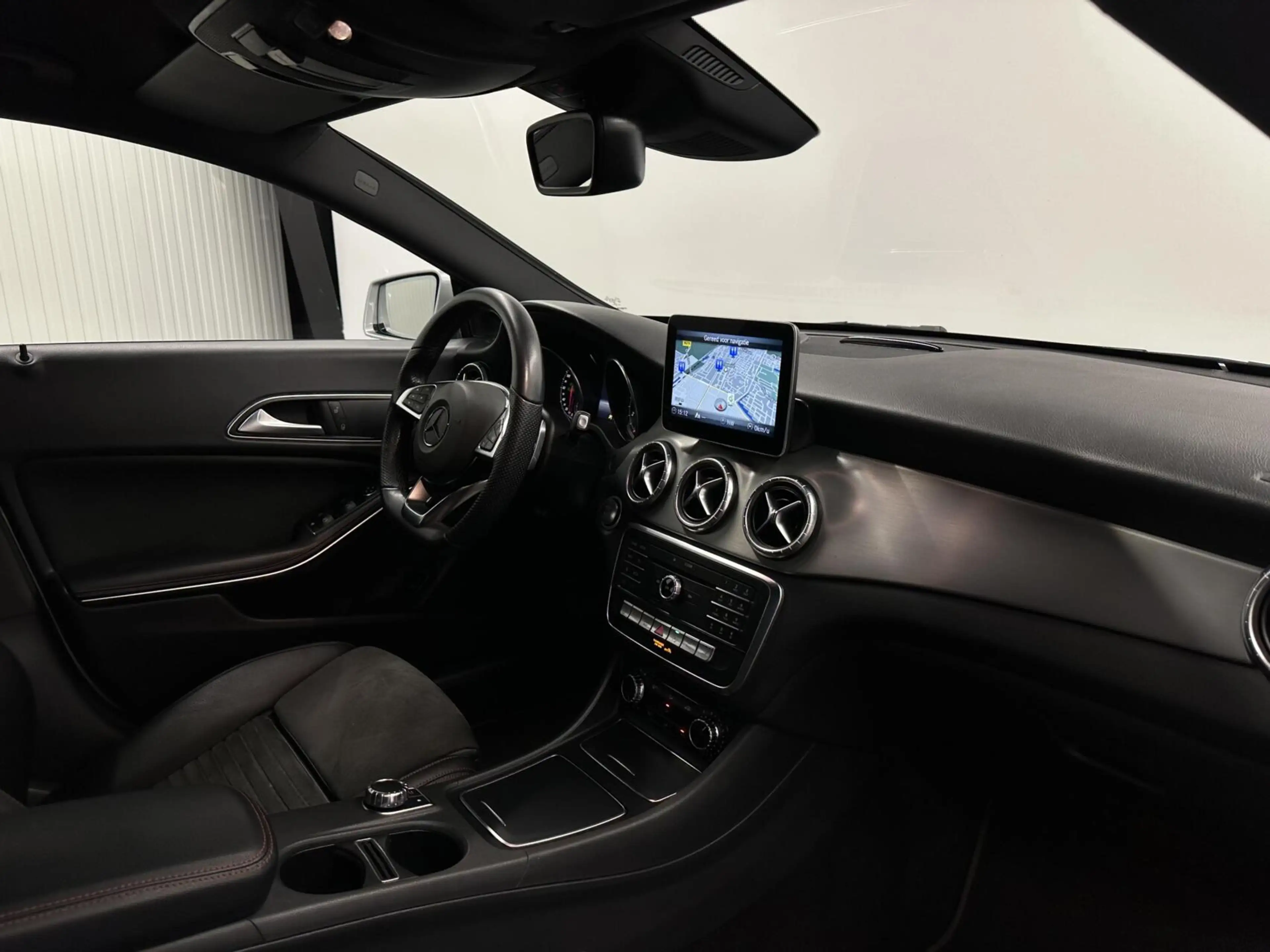 Mercedes-Benz CLA 180 Business Solution AMG NAVI CRUISE LM. — photo 12