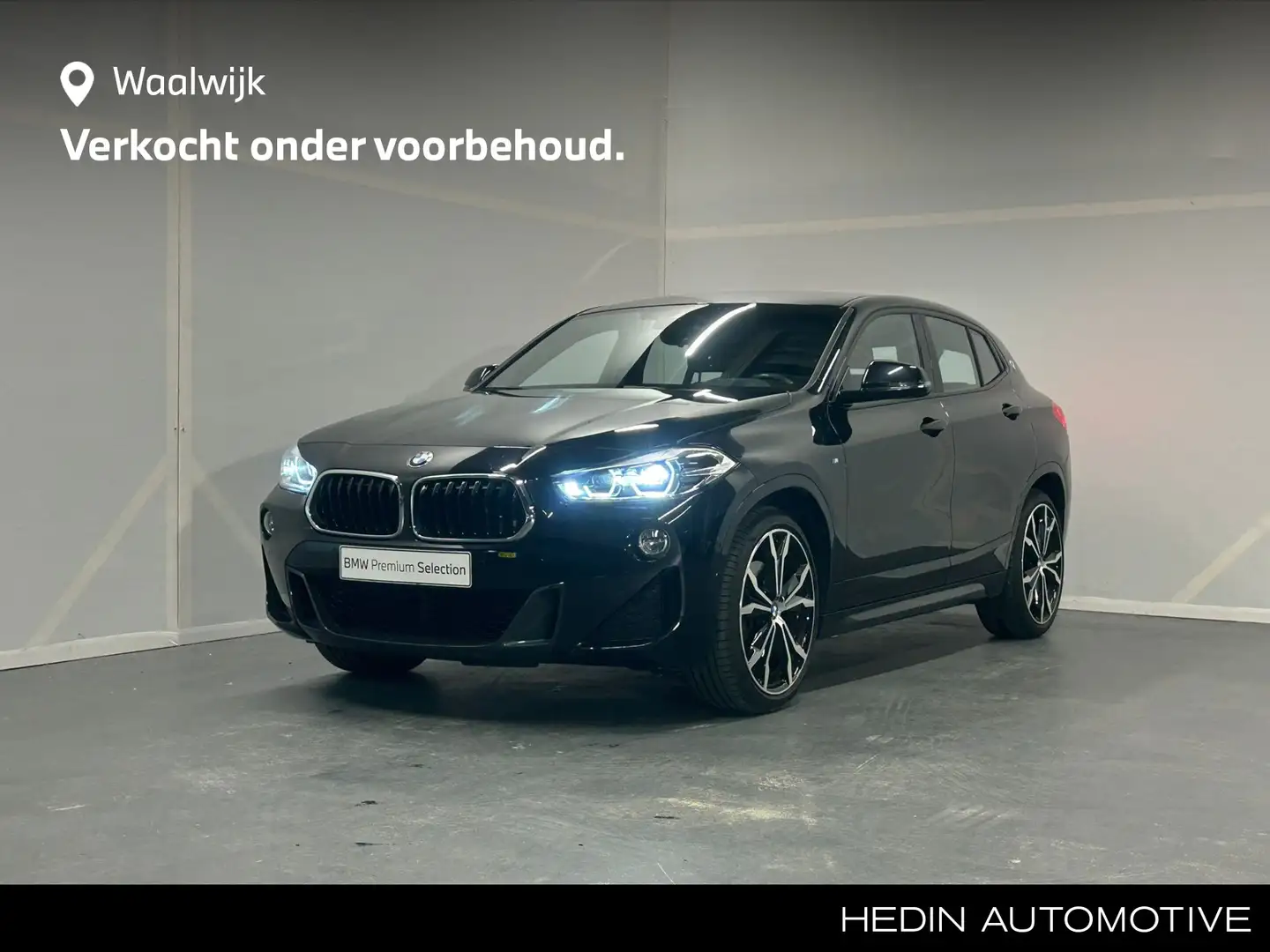 BMW X2 sDrive20i High Executive Zwart - 1