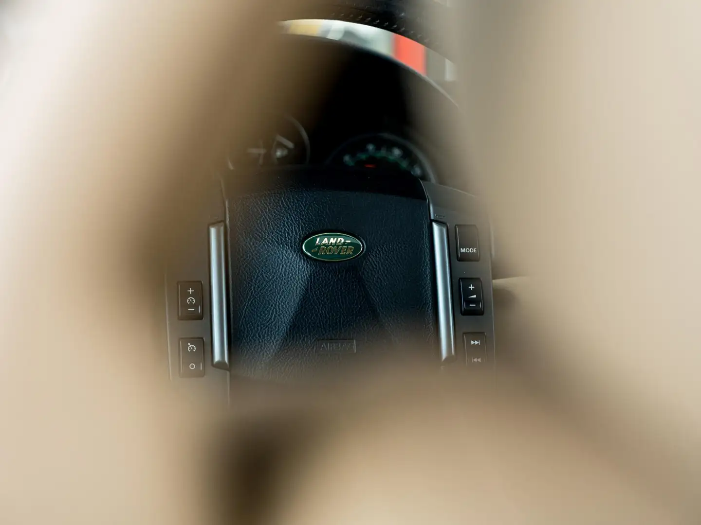 Land Rover Discovery 4.4 V8 SE 7 Persoons | Dealer Onderhouden | Trekha Vert - 2