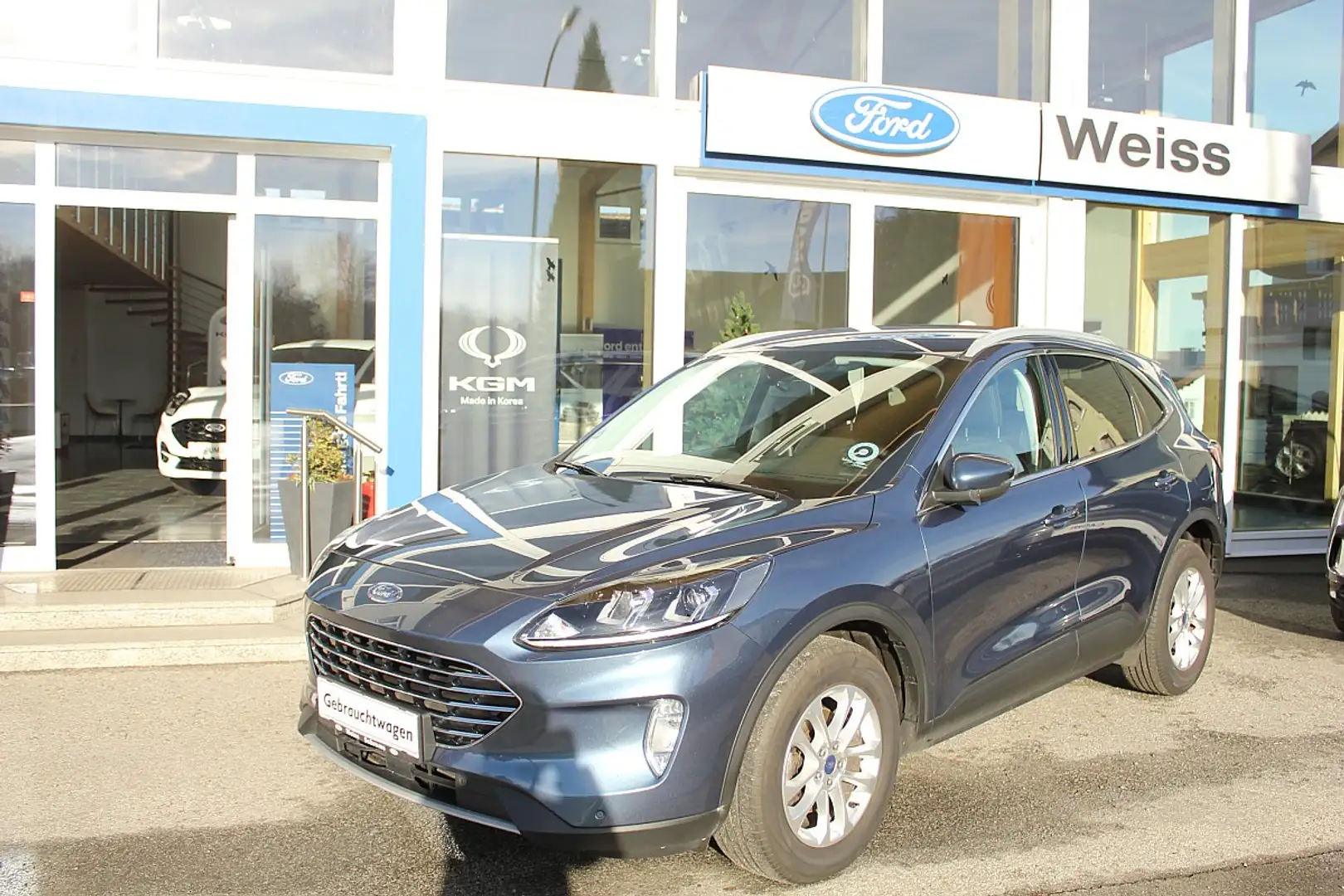 Ford Kuga 1,5 EcoBoost Titanium Blau - 1