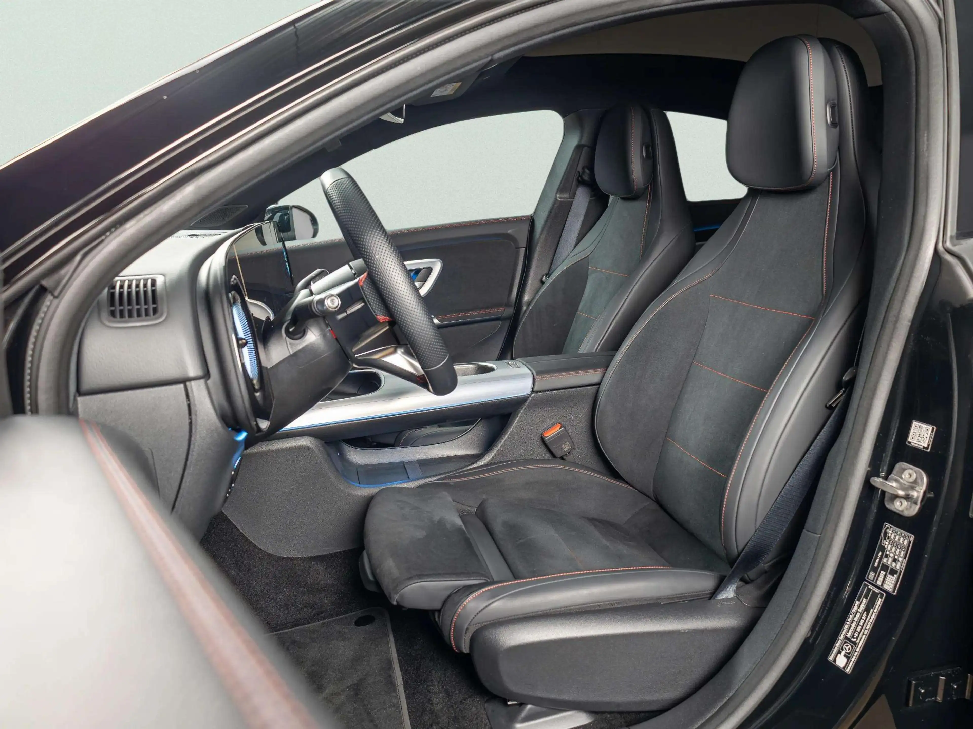 Mercedes-Benz CLA 250 250+ Launch Edition 85.5 kWh — photo 10