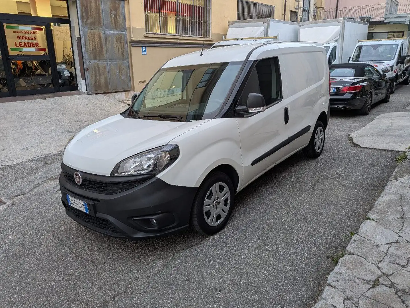 Fiat Doblo 1.6 MJT 105CV S&S 3 posti PC-TN Cargo Lounge Blanc - 1