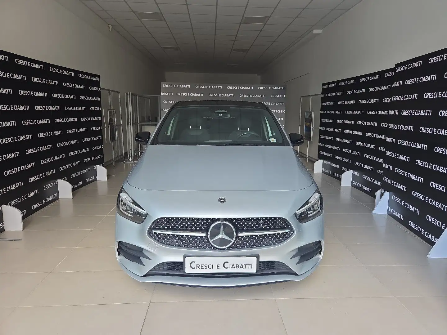 Mercedes-Benz B 180 B 180 d Automatic AMG Line Premium Argento - 2