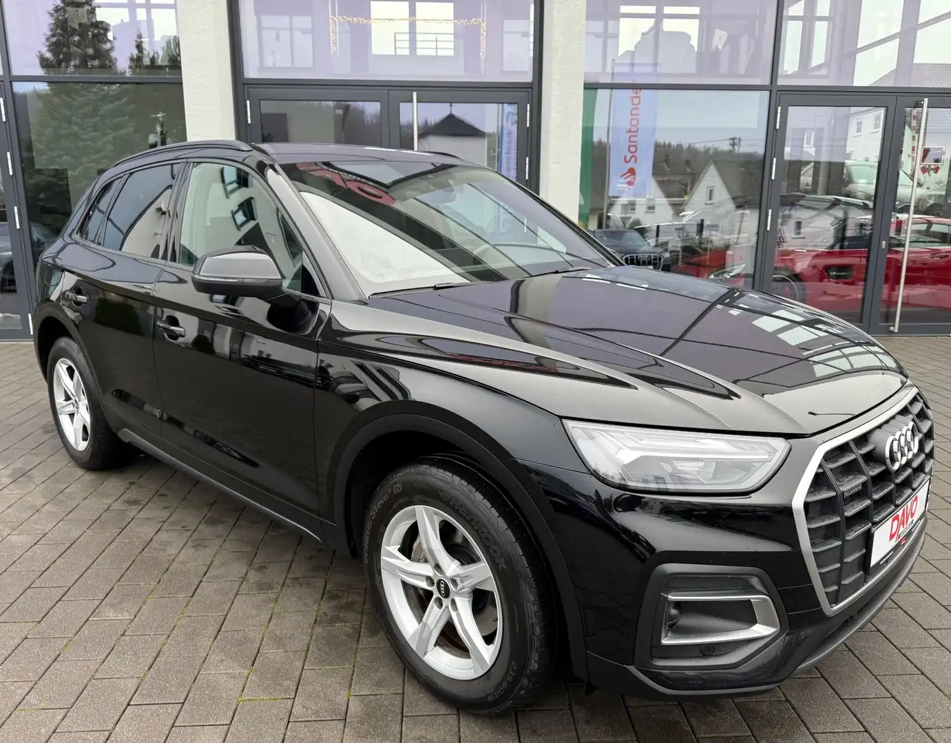 Audi Q5 40 TDI quattro S line sport Zwart - 2
