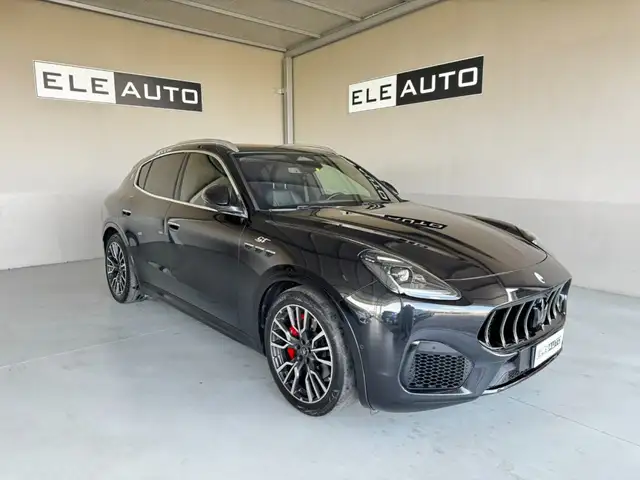Maserati Grecale MHEV 300 CV AWD GT