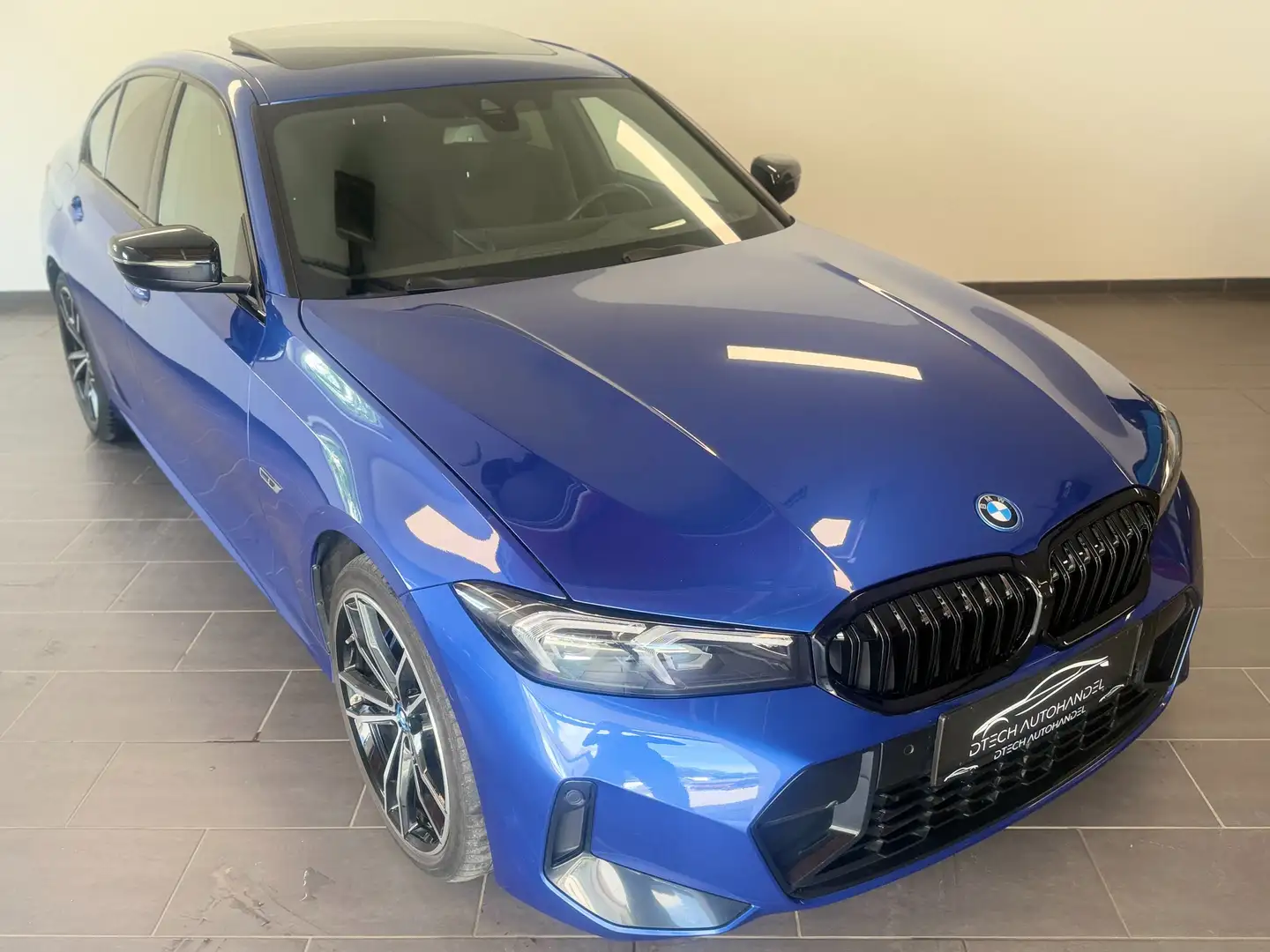 BMW 330 330e xDrive MSportPro/HUD/SCHIEBE/ADAPTIVE Blau - 2